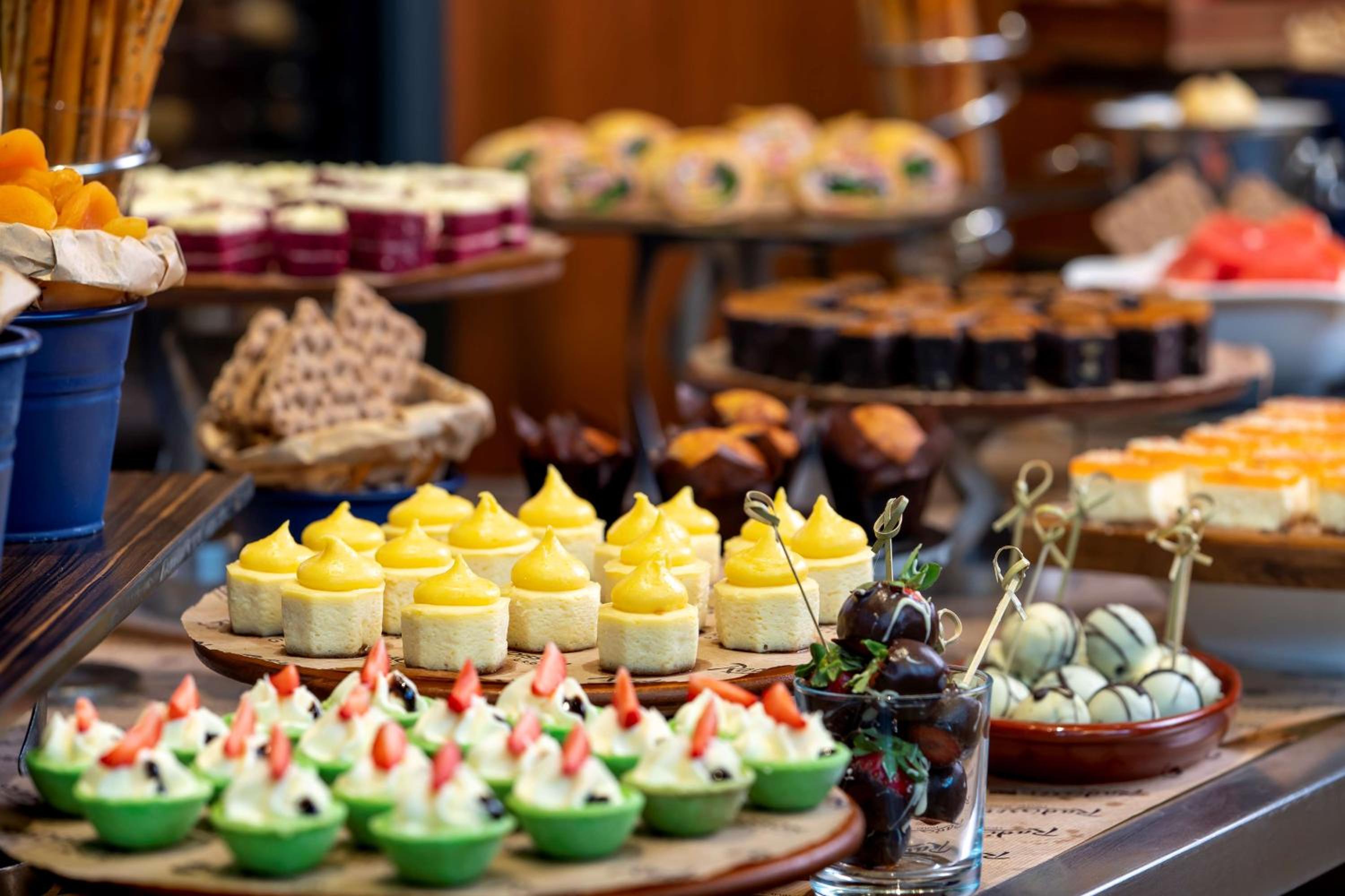 Radisson Blu Otel İstanbul Asia - Image 10