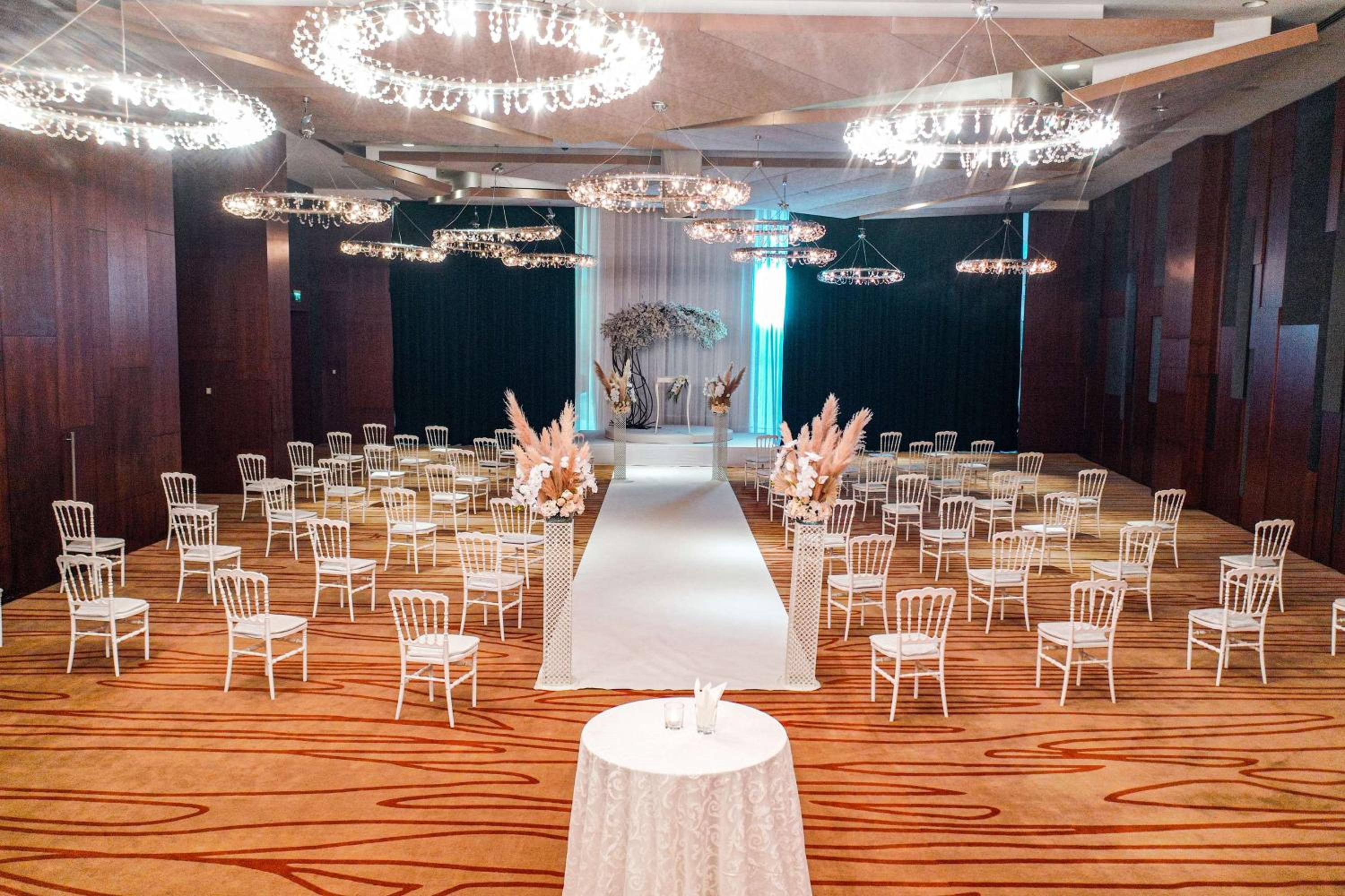 Radisson Blu Otel İstanbul Asia - Image 15