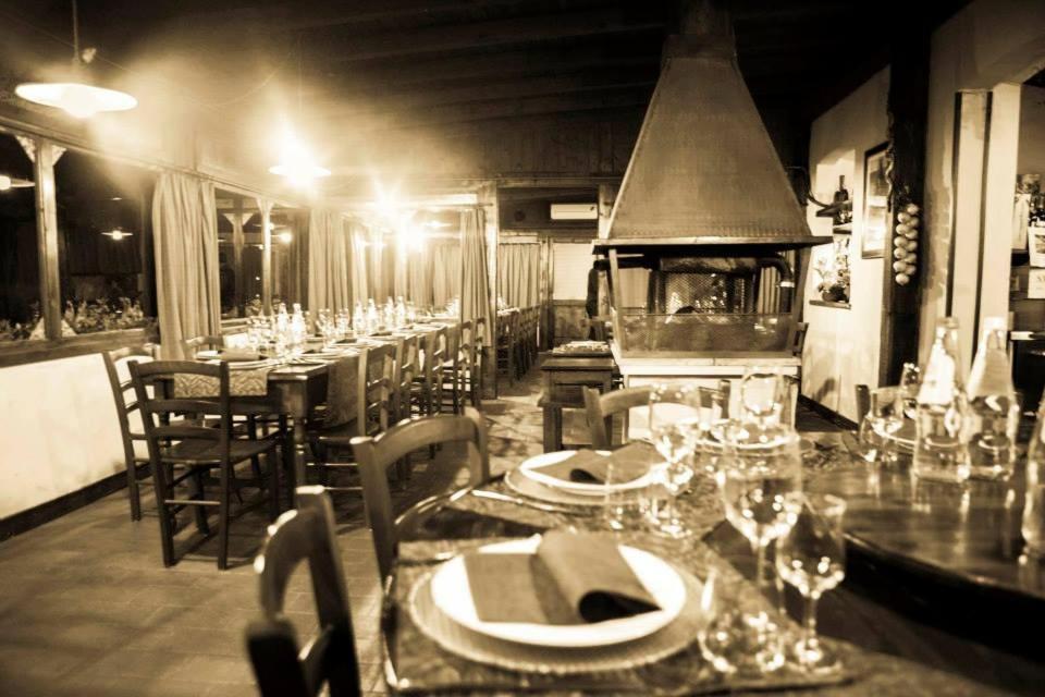 Podere Lamaccia - bed and kitchinette