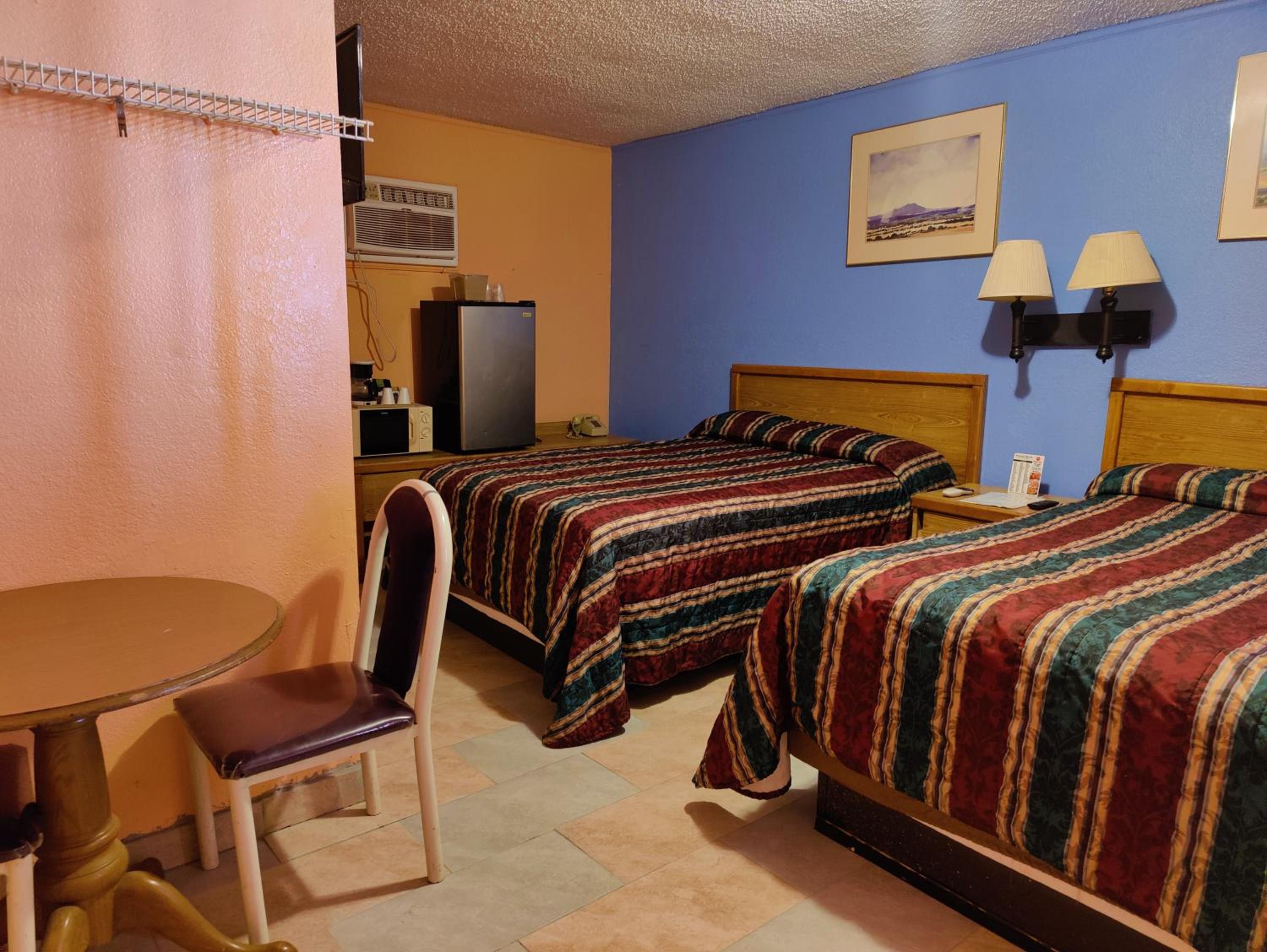 Deming Vacations - Western Motel - Property Image 5