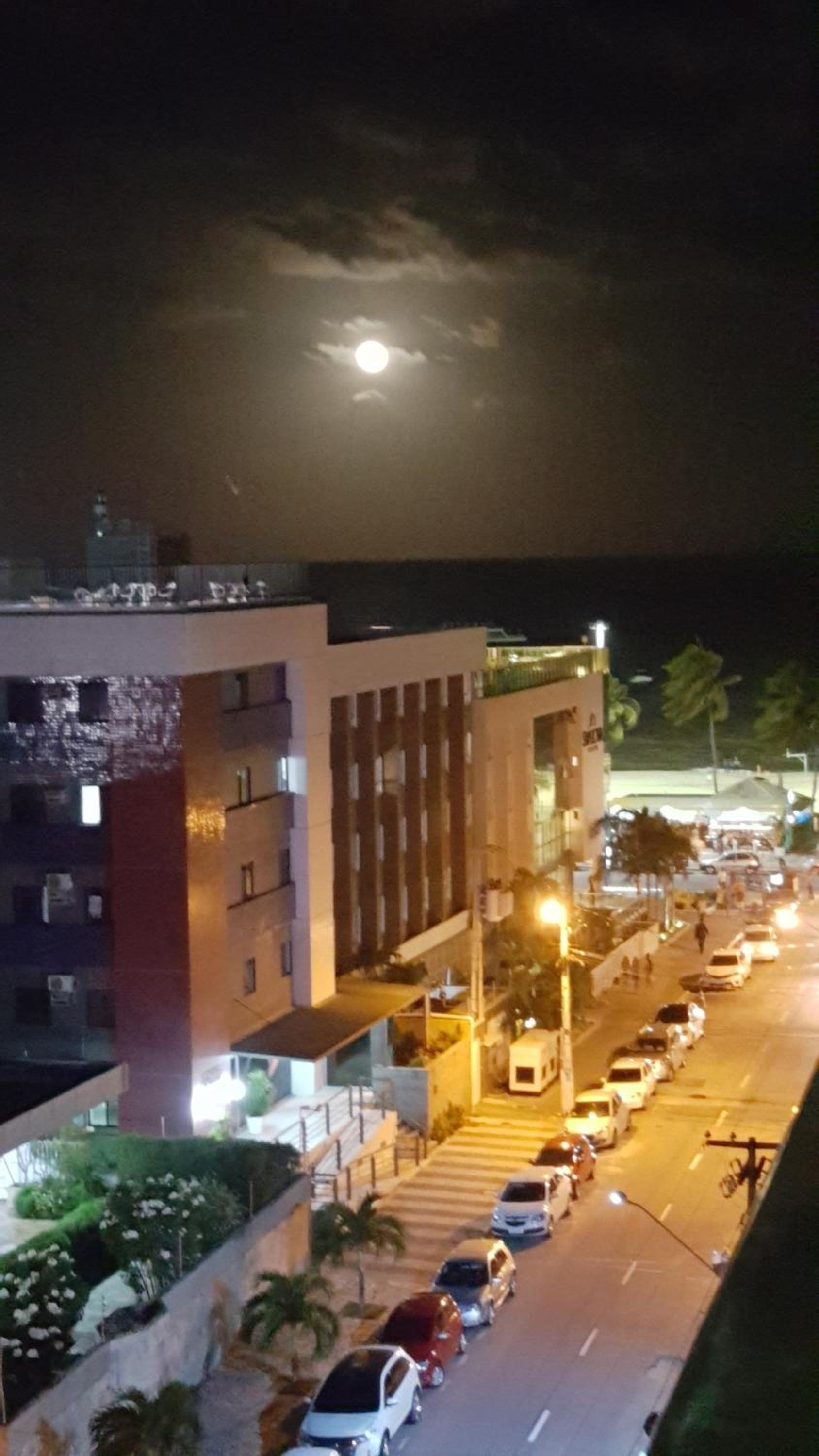 Luxor Tambaú AP 100 metros da praia com vista para o mar