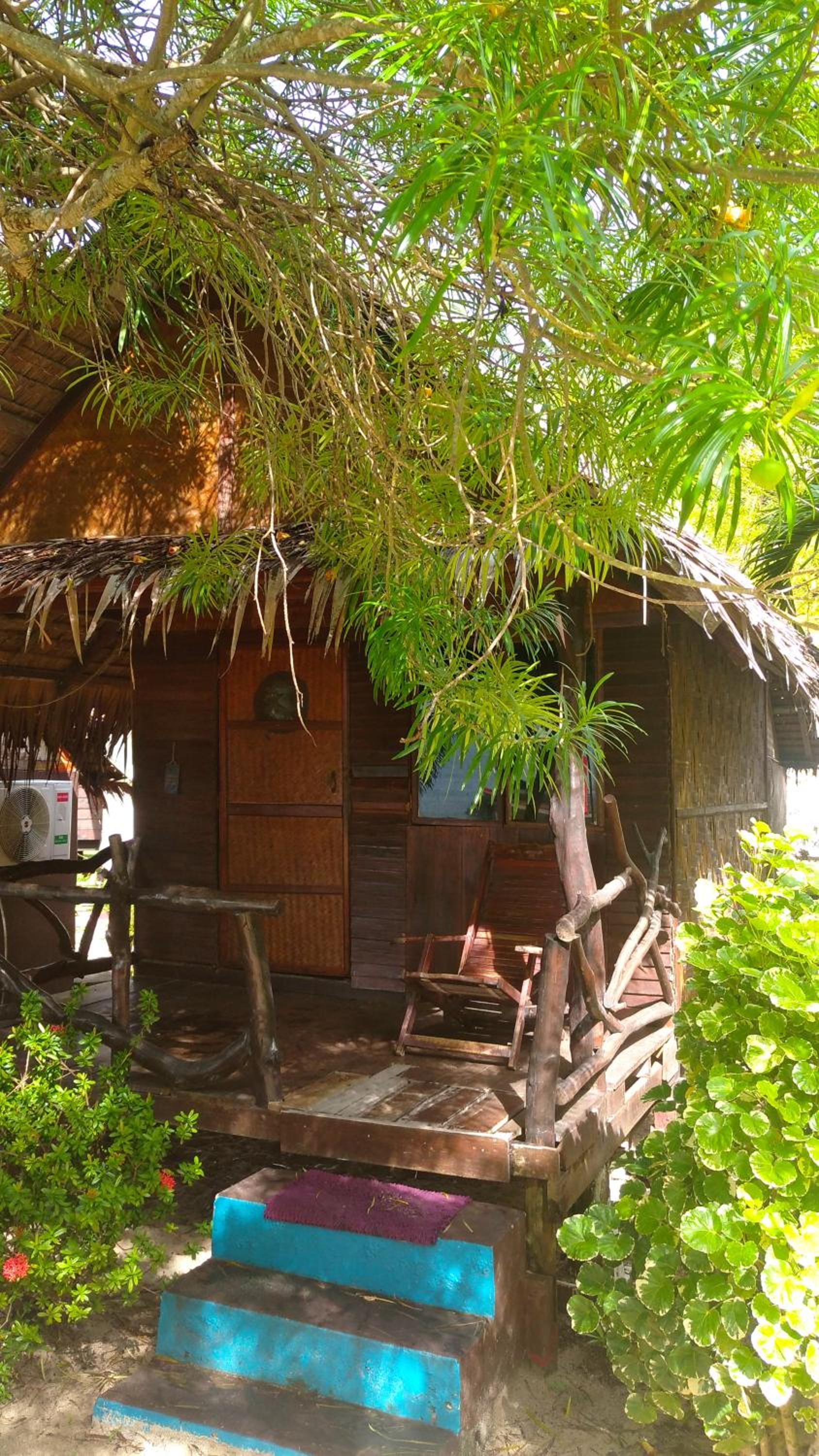 Munchies Bungalows