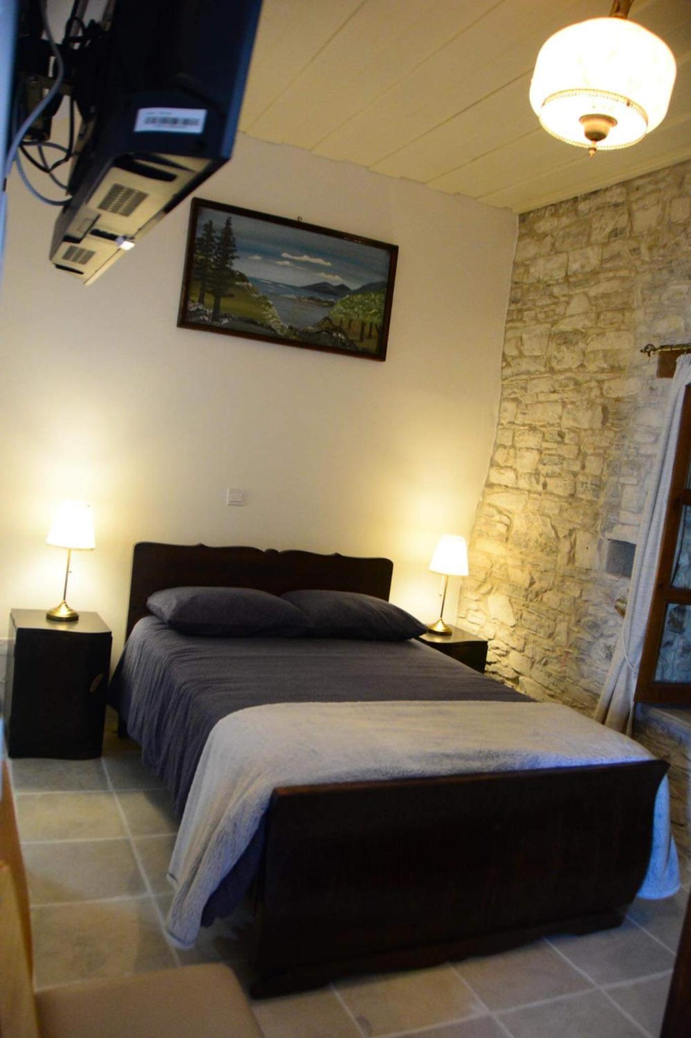 Lazaros Stonehouse