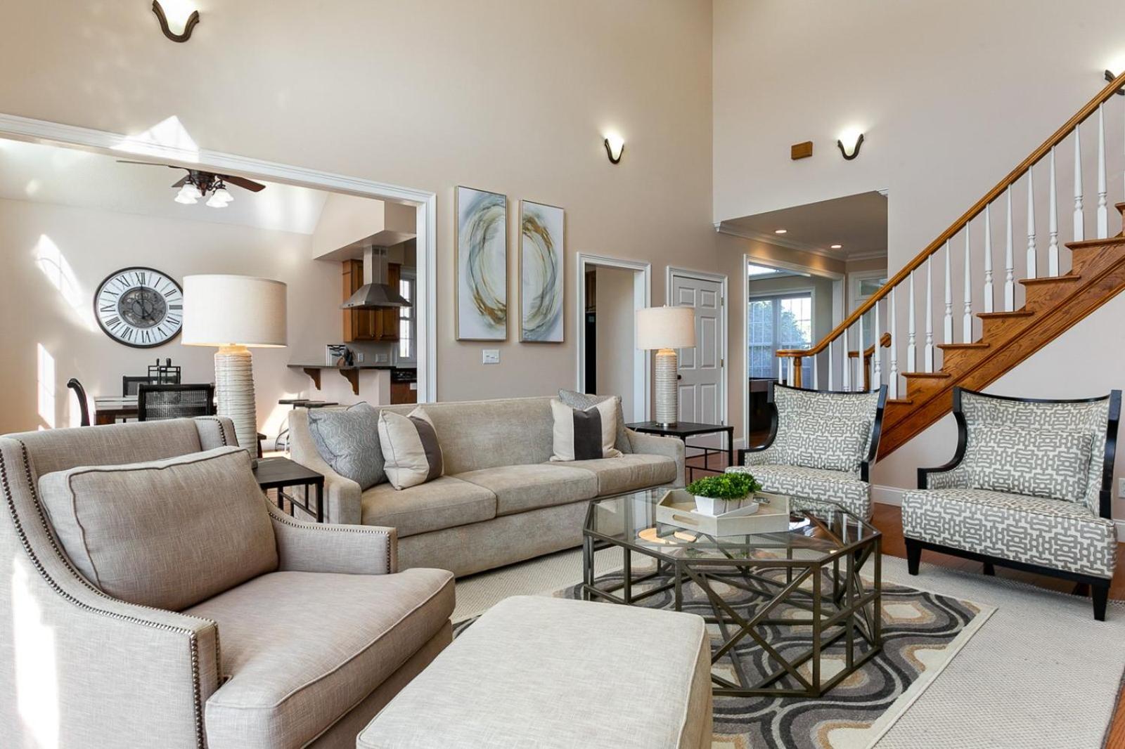 Newly Renovated Luxurious home w/ Pool, Hot Tub & Entertainment Hub | 20 Mins to Downtown AVL view 5