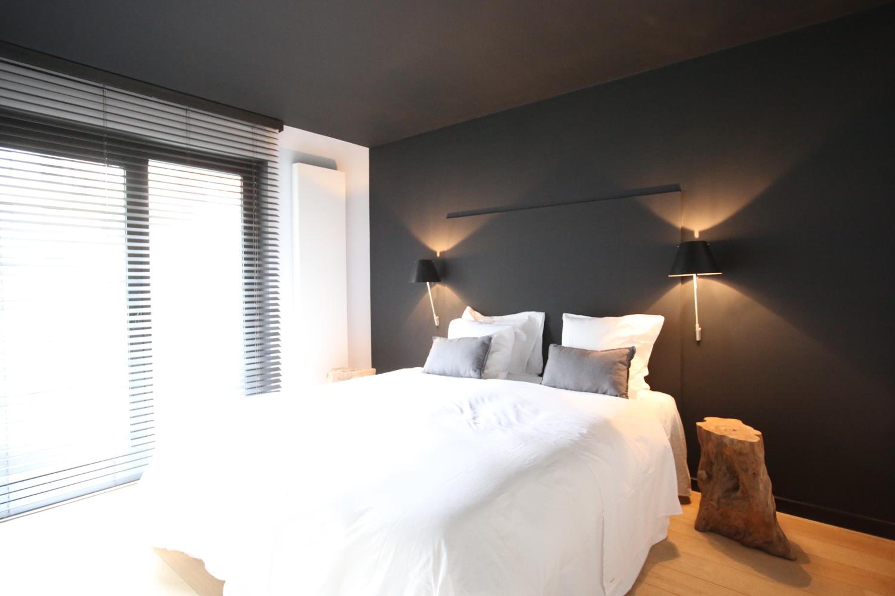 LombokLiving I Luxury 2BDR & Parking Lippenslaan