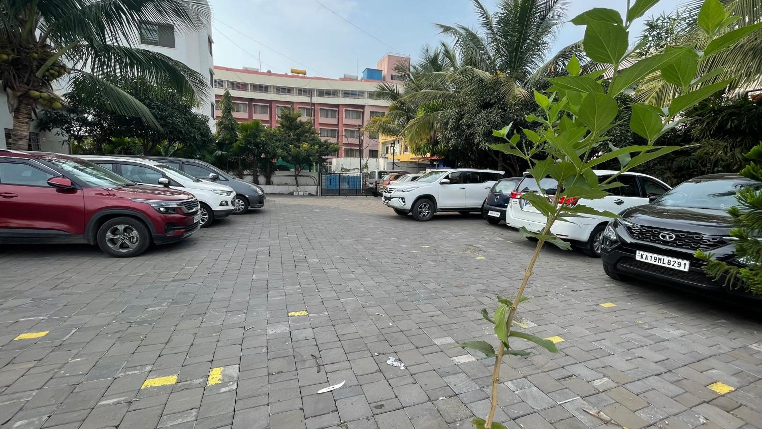 Shirdi Vacations - Hotel Sai Bansi - Property Image 10