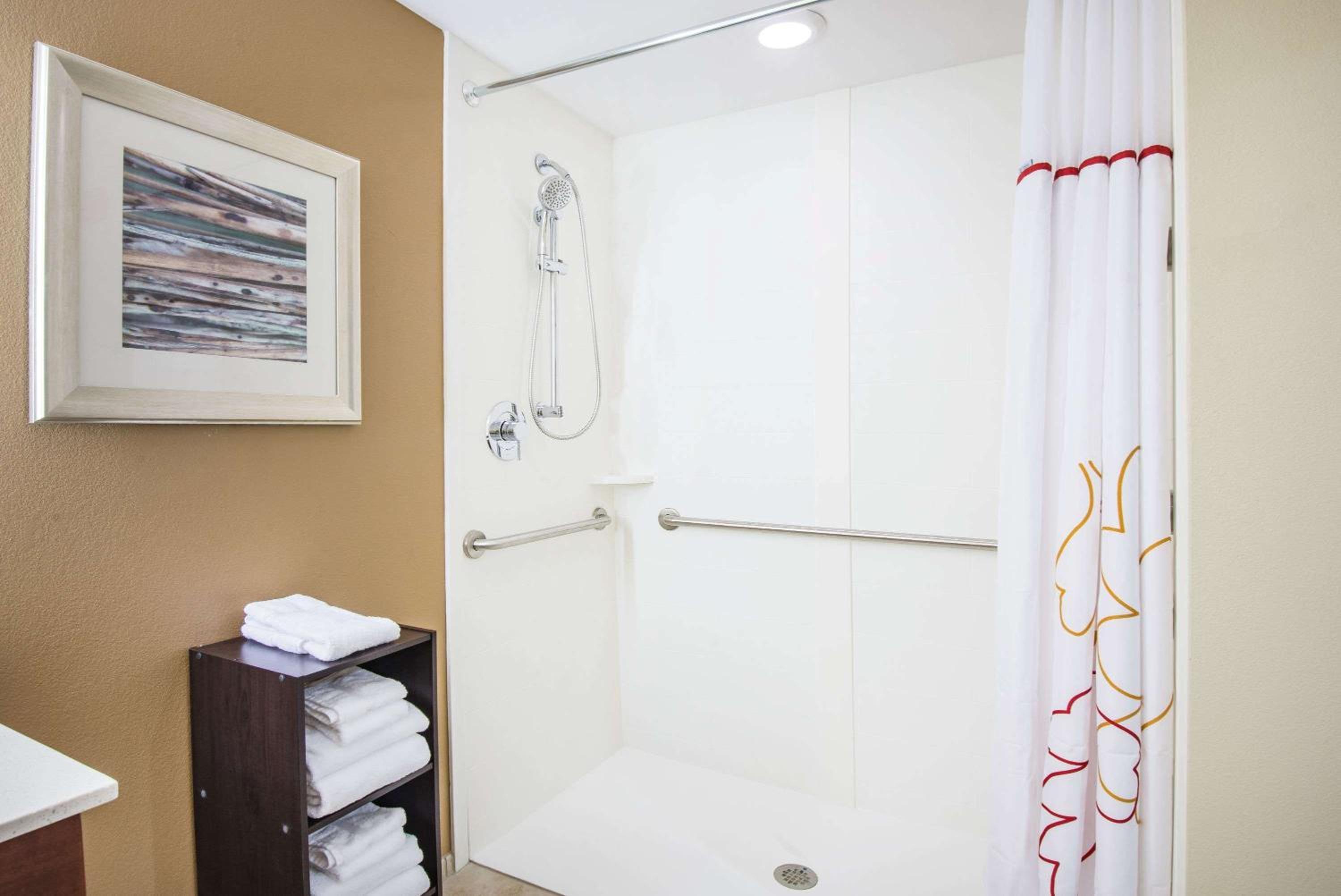 Hawthorn Extended Stay by Wyndham Saint Clairsville