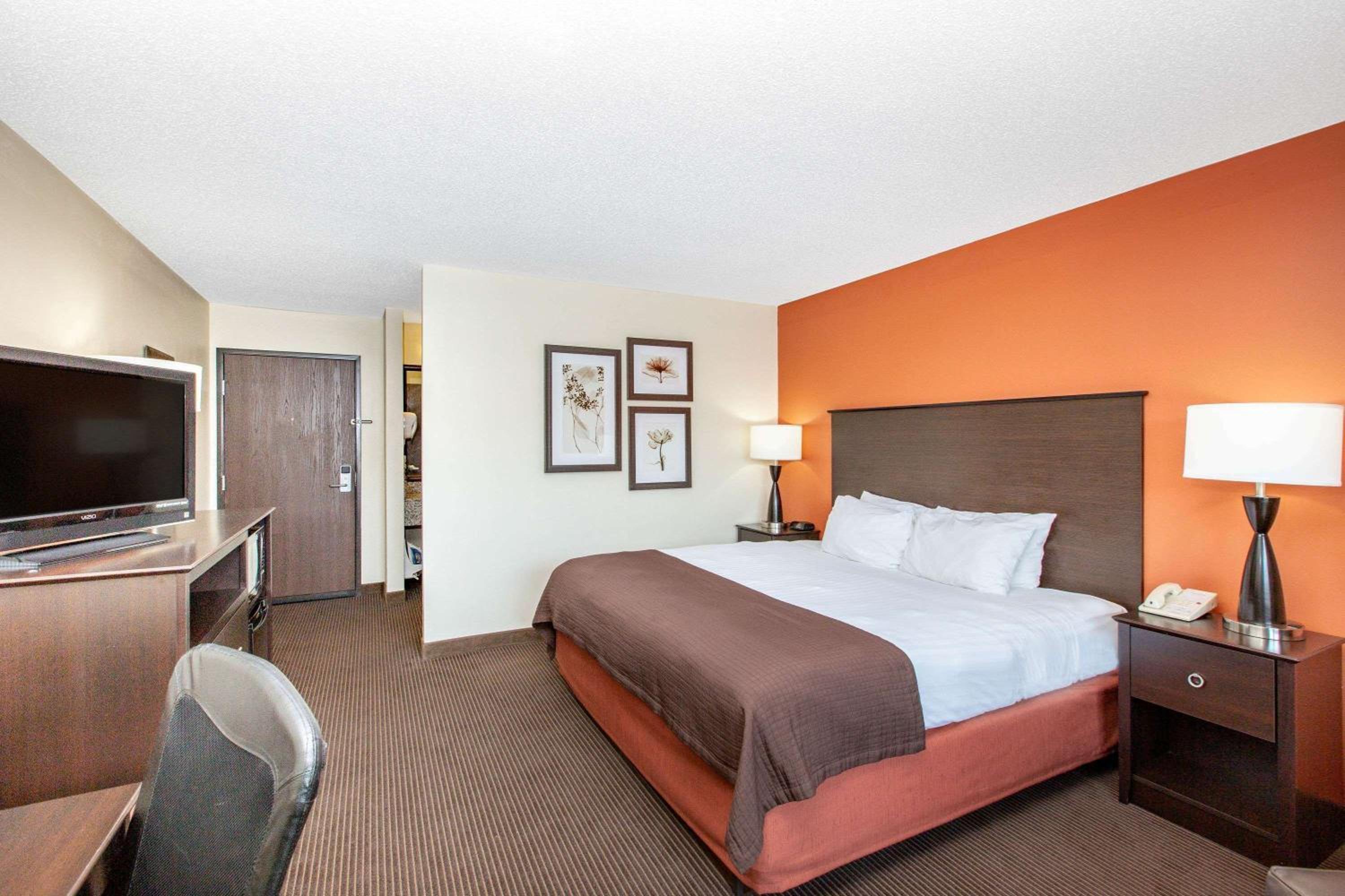 AmericInn by Wyndham Ottumwa