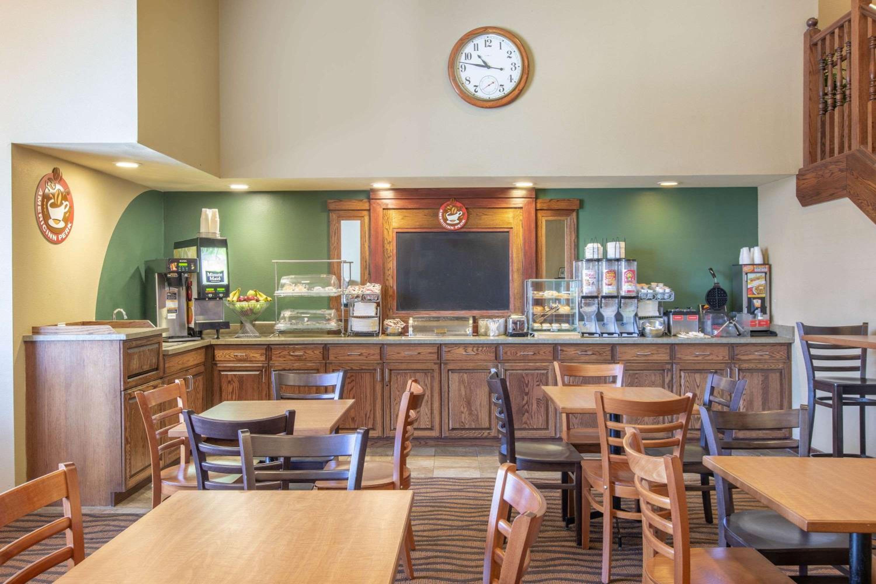 AmericInn by Wyndham Ottumwa
