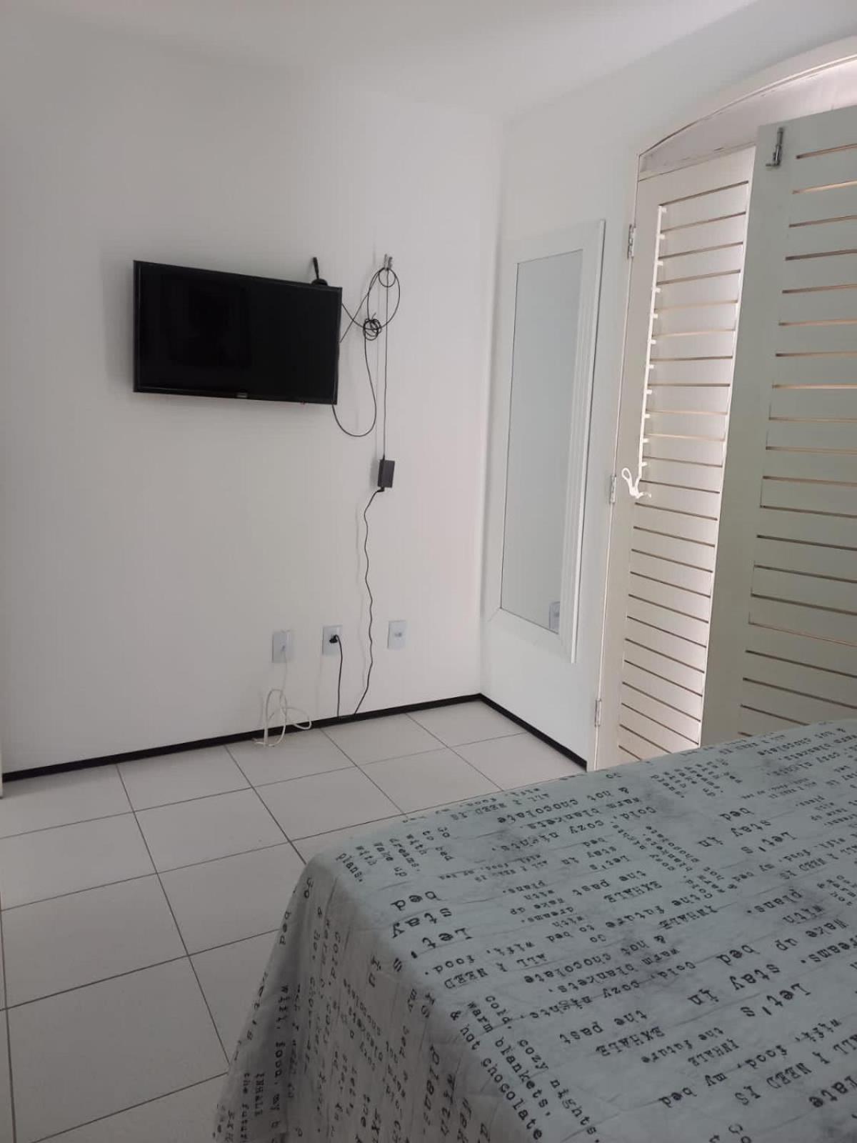 Casa em Condomínio 2 suítes casa 03