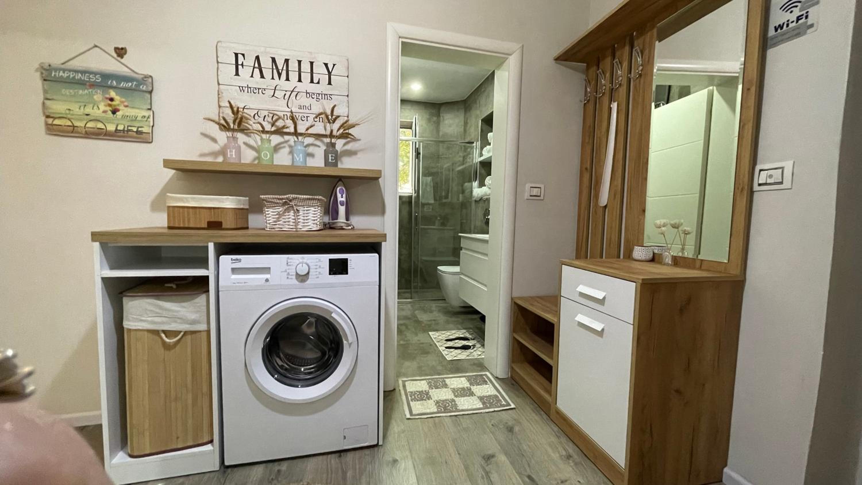 Dafina Central Apartment