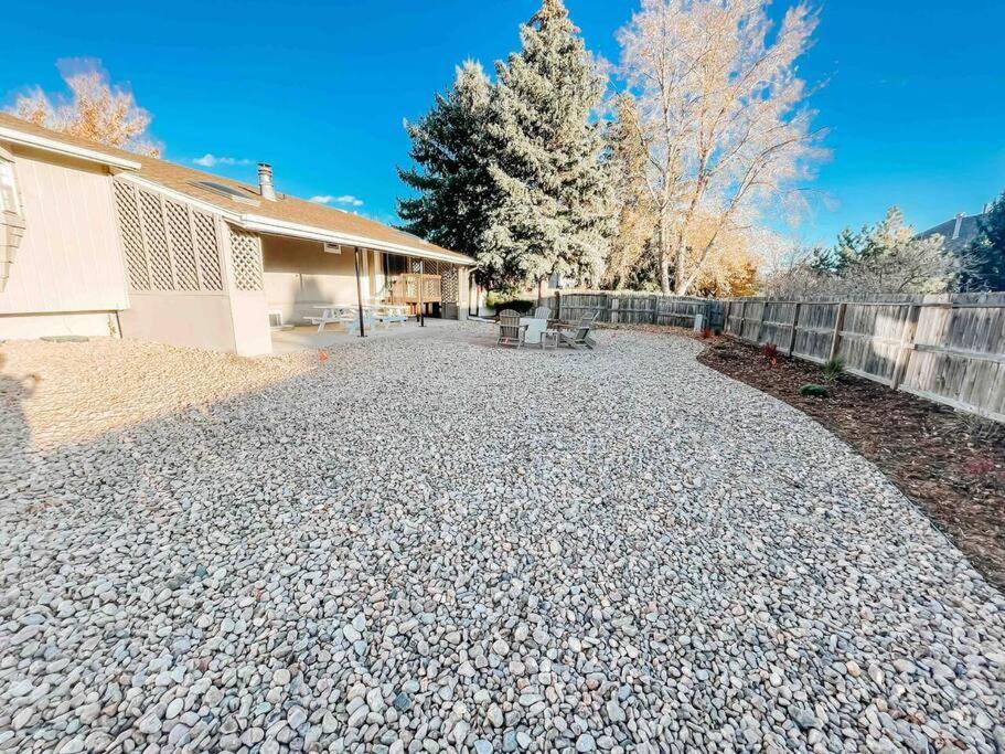 PET FRIENDLY/PING PONG/GAME ROOM!FAMILY GATHERING view 3