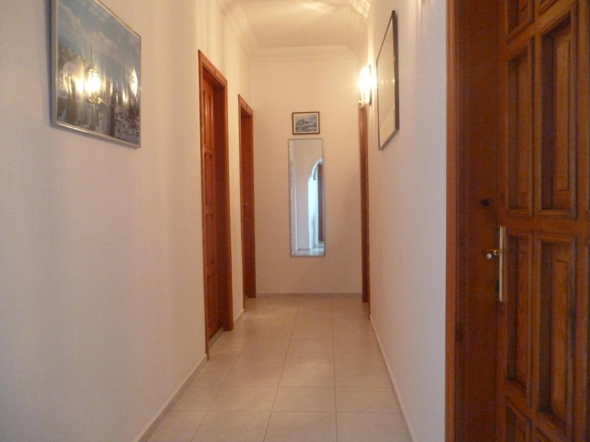 Frankfurt Hotel - Image 22