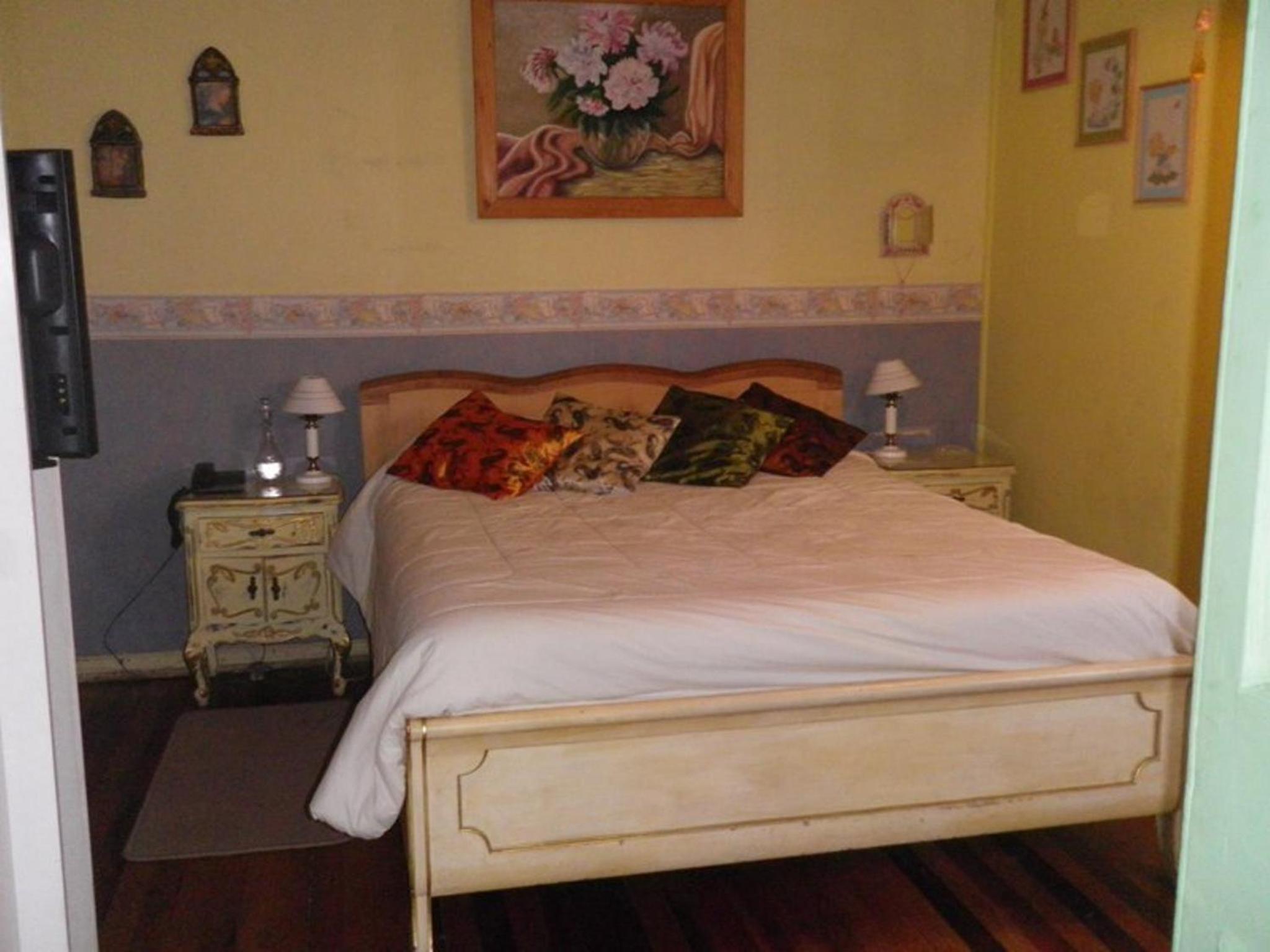 Hostal Renoir