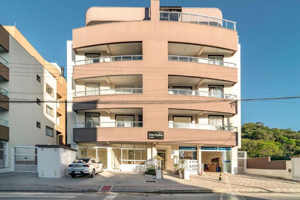 Apartamento 2 Dormitórios com Churrasqueira