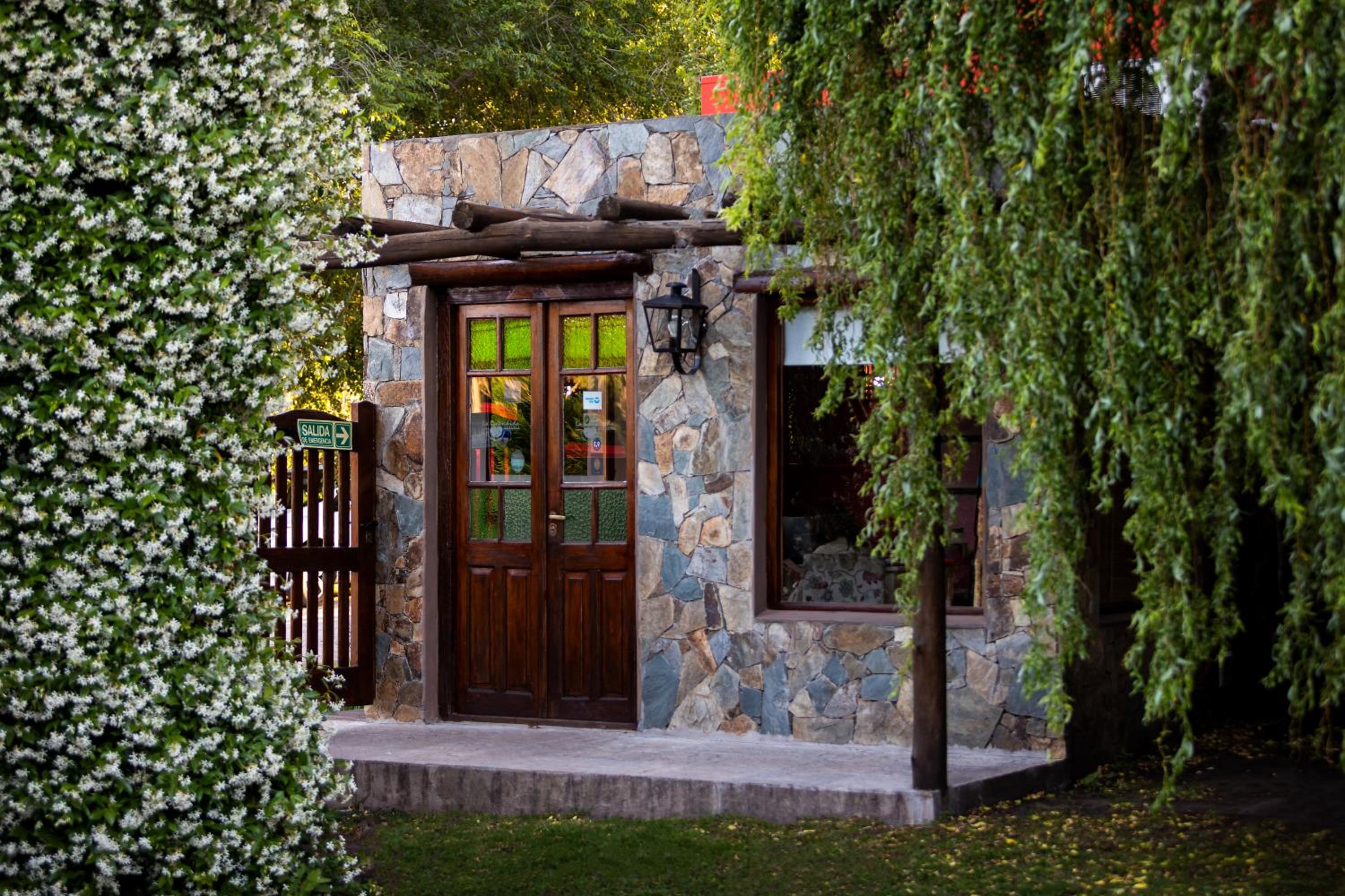 Cabañas La Escondida