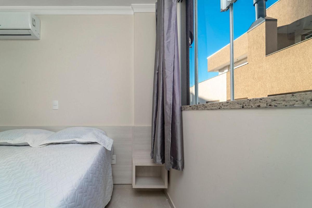 Apartamento 2 Dormitórios com Churrasqueira