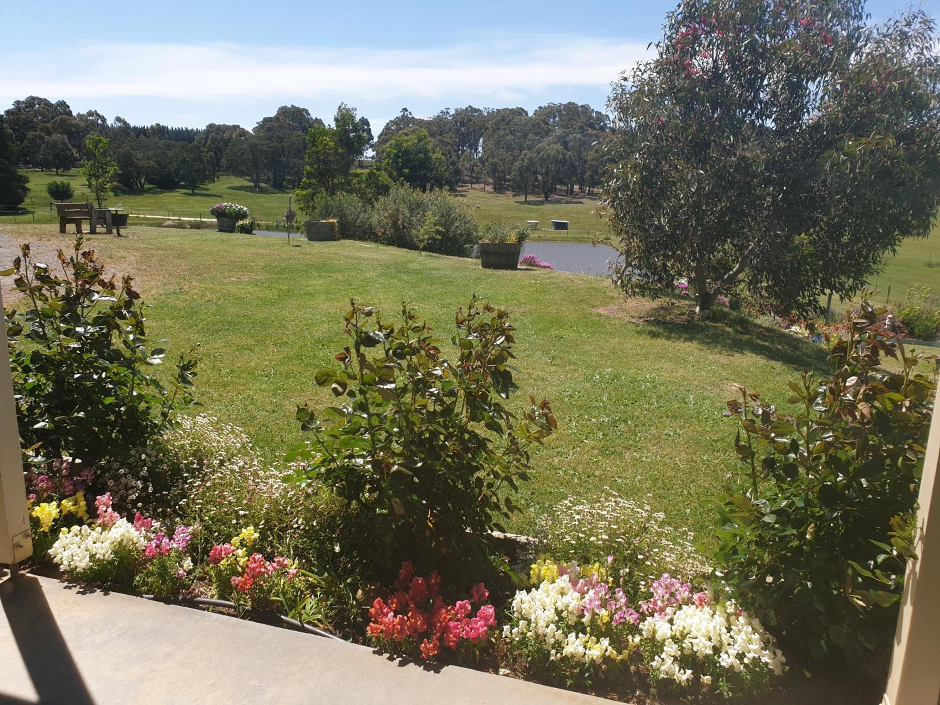 Emu Lodge Country Retreat