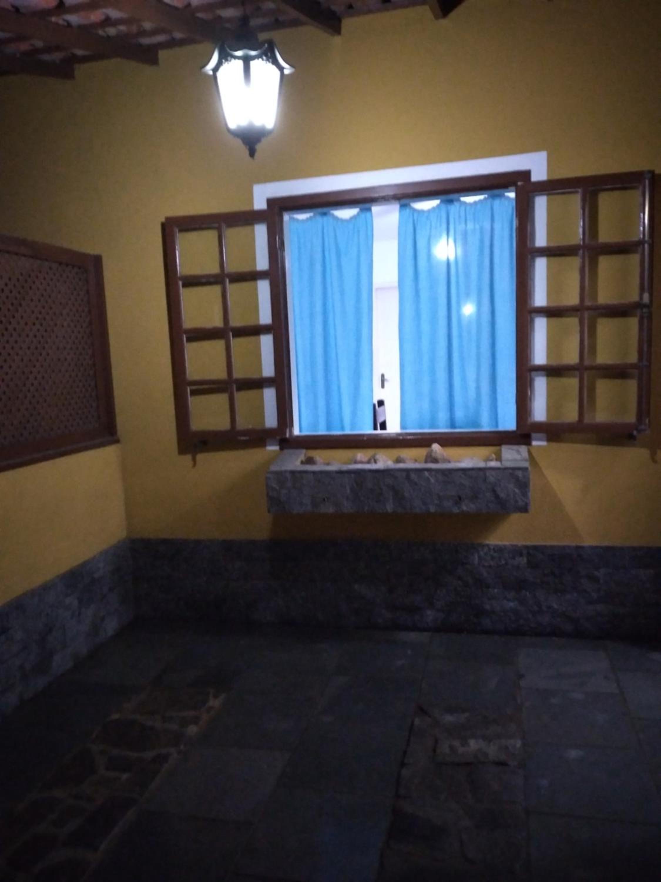 ESCAPE PARA O PARAISO, Casa Mobiliada com PISCINA e Salão de jogos, 300mt da PRAIA