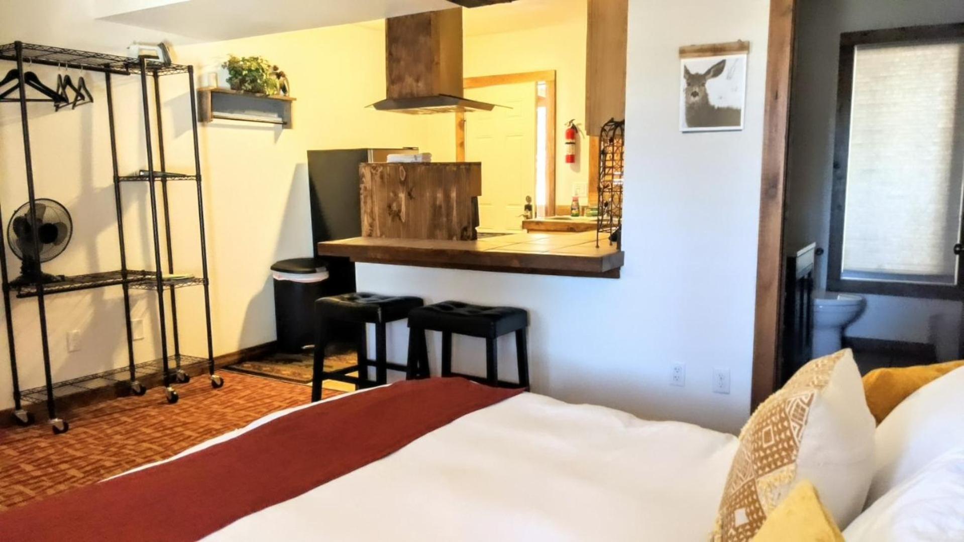 Green Mountain Falls Lodge