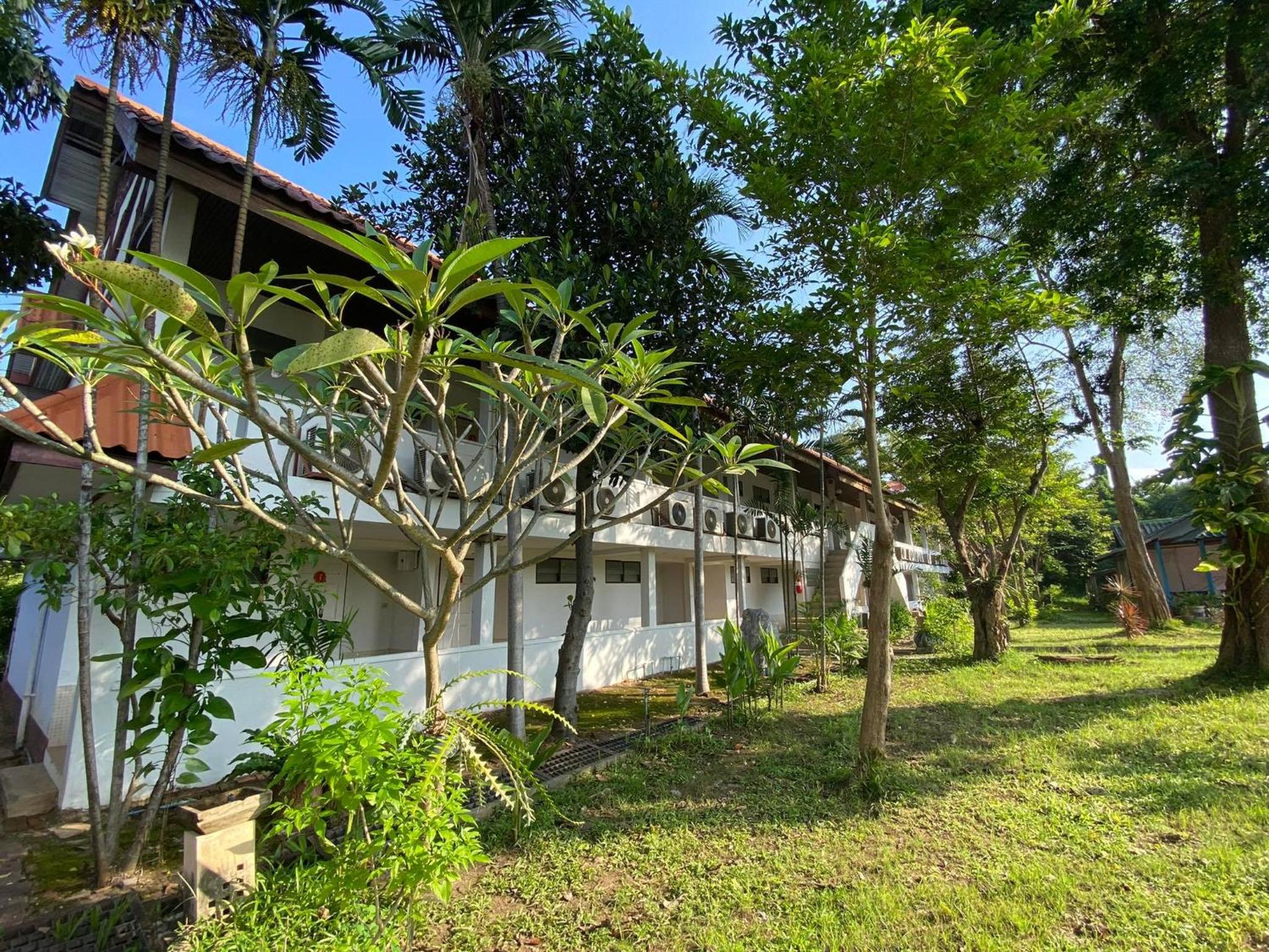 Duenshine Resort