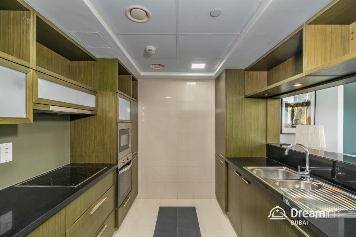 Dream Inn Apartments - Loft Towers