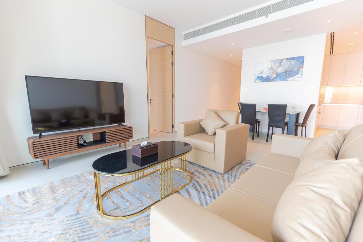 Address Beach Resort Residence 2 BHK Four Apple Holiday Homes