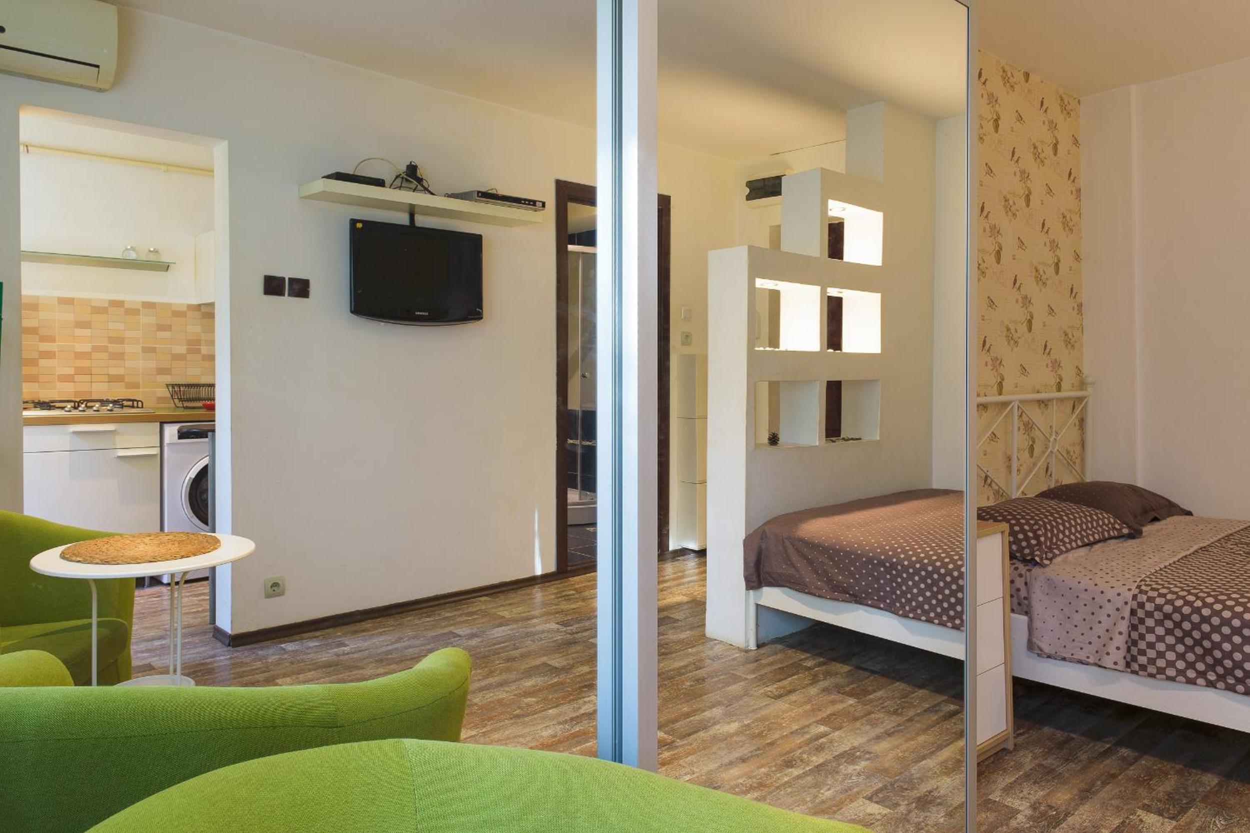 Apartament, Ultracentral, Piata Victoriei view 2