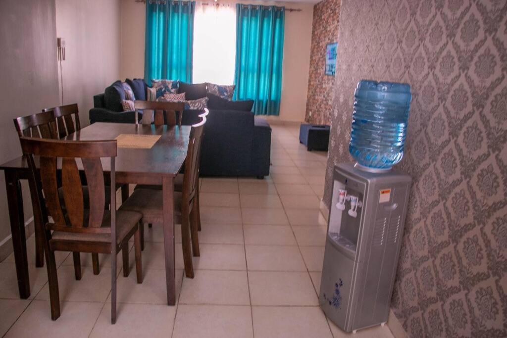 Lovely Fully Furnished and Serviced 4-bedroom view 5