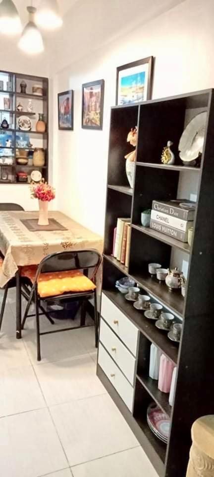 Estien's cozy home Imus view 5