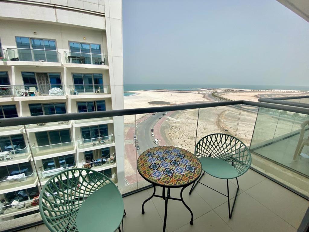 Breathtaking Studio Apartment in Marjan Island