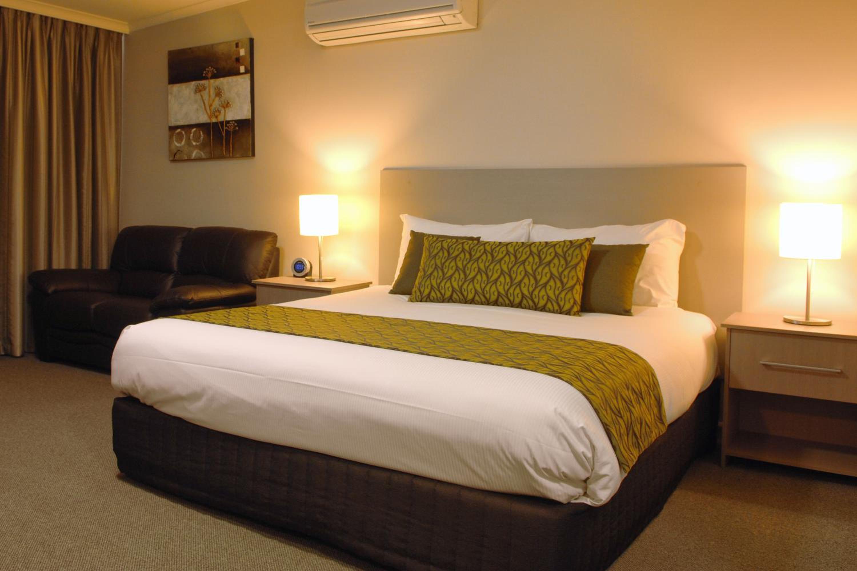 Tower Motor Inn
