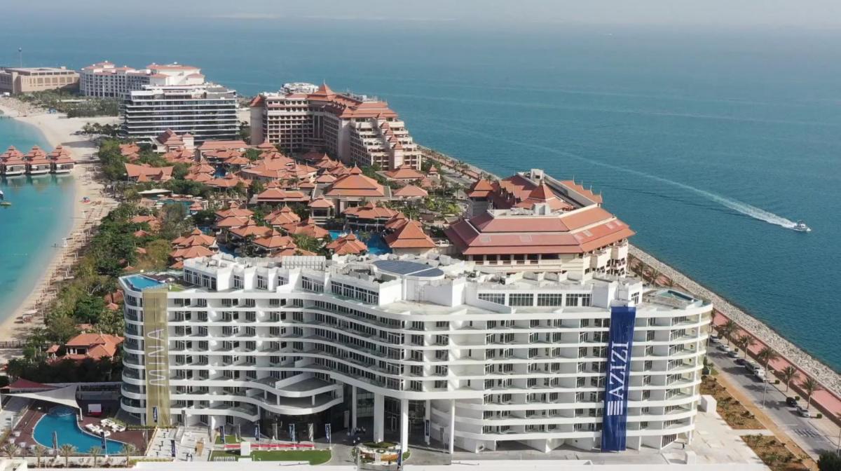 Azizi Mina The Palm, Free beach and pool access