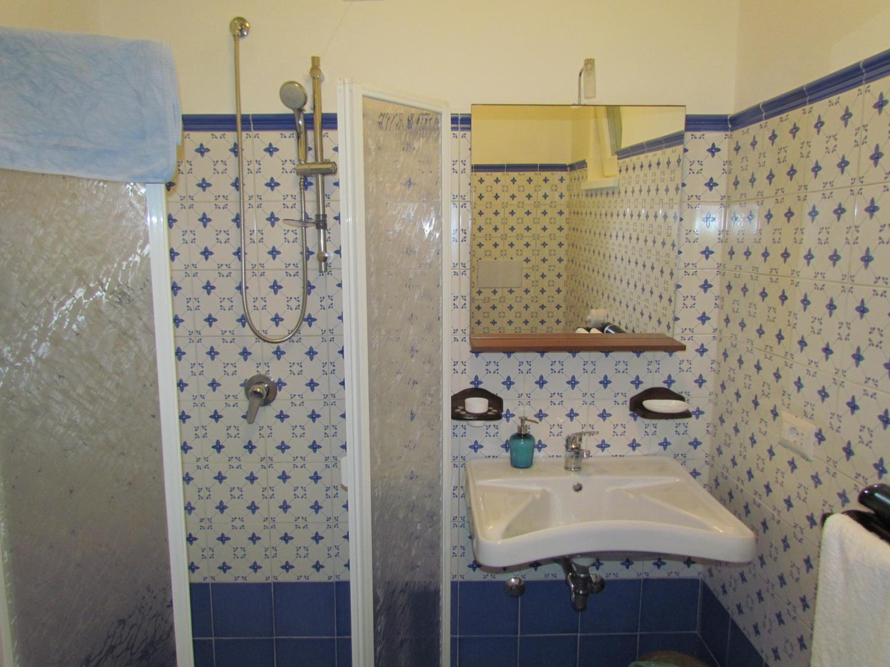 Photo 31