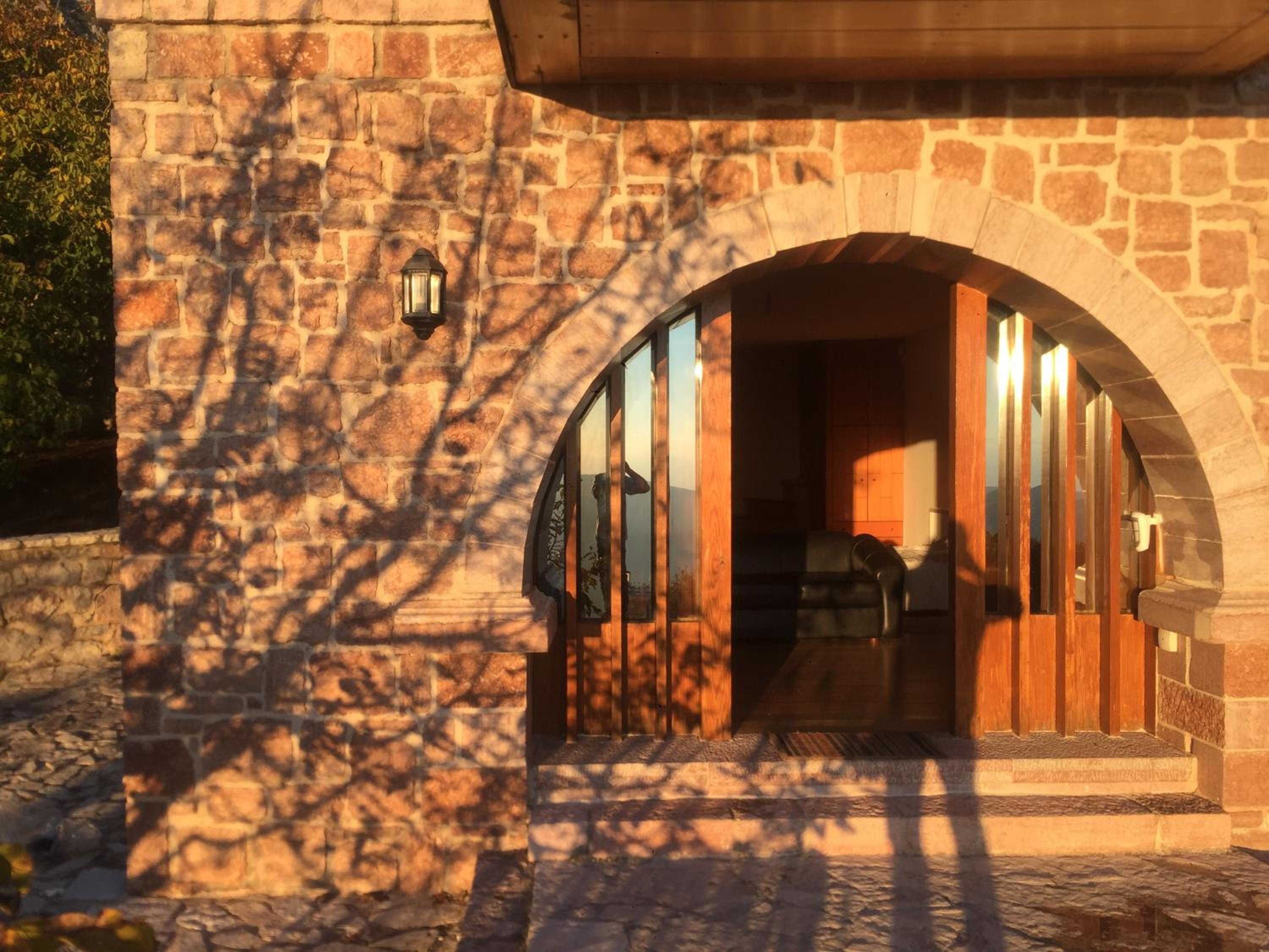 Red Stone House for two photo 2