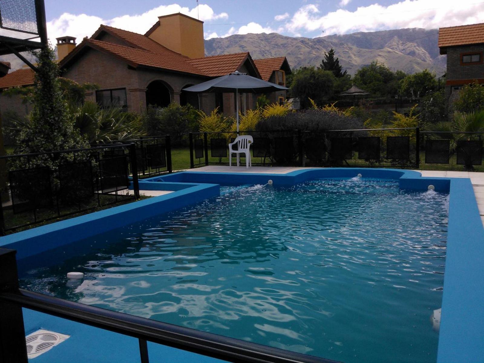 Casa MERLITO - PISCINA DE USO EXCLUSIVO - HERMOSAS VISTAS A LAS SIERRAS -VILLA DE MERLO - SAN LUIS