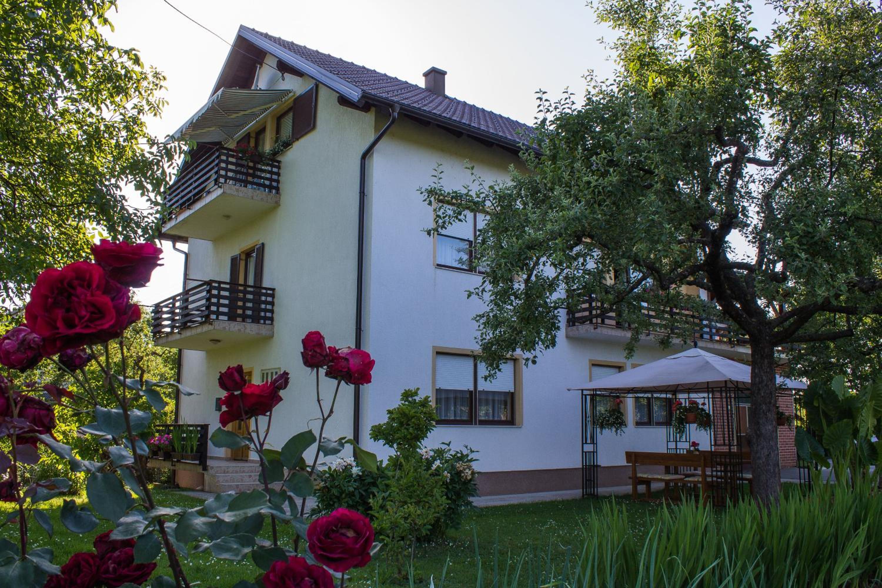 Rooms Marijana Obrovac view 3
