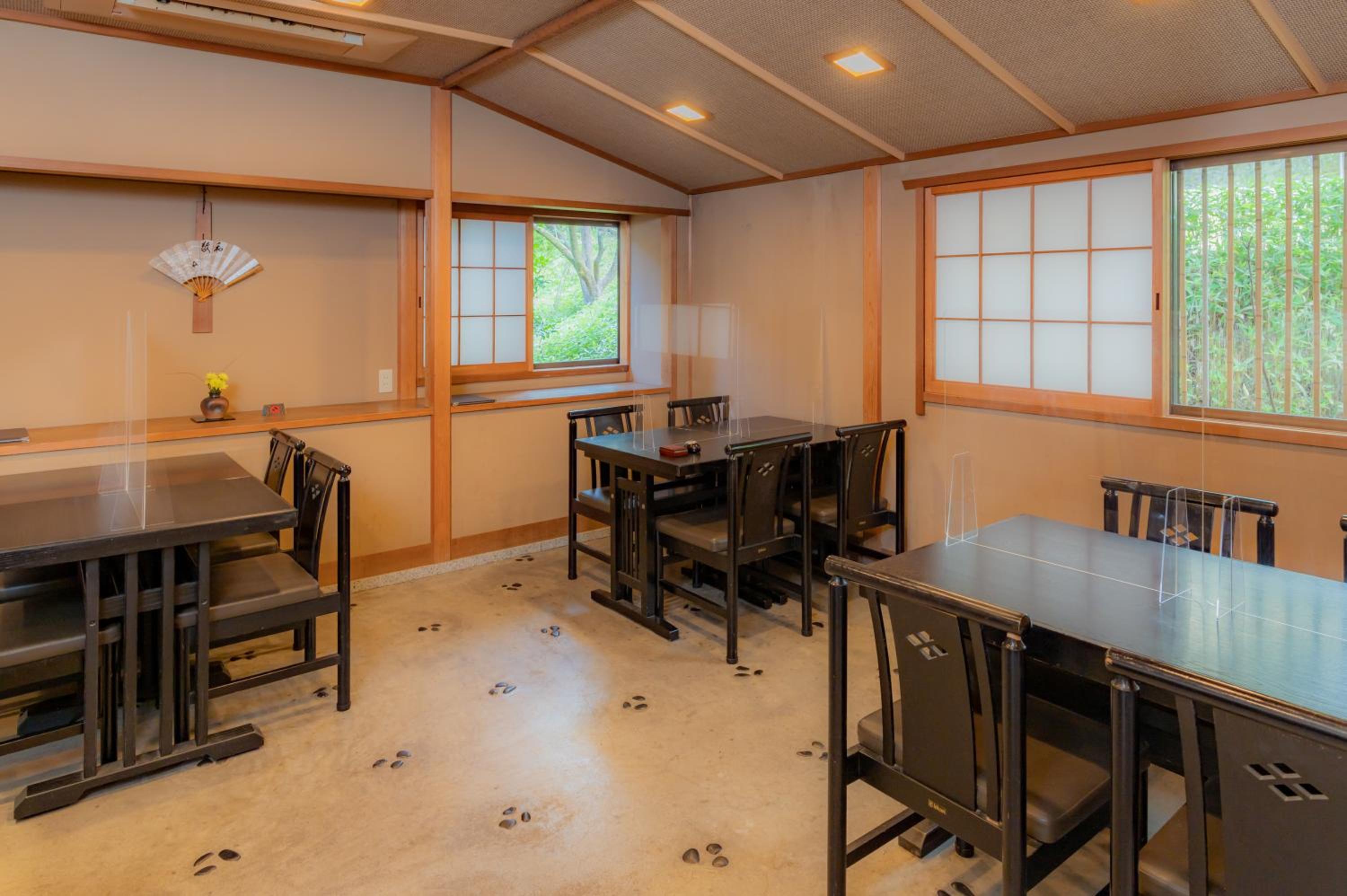 Motoyu Kosenkaku