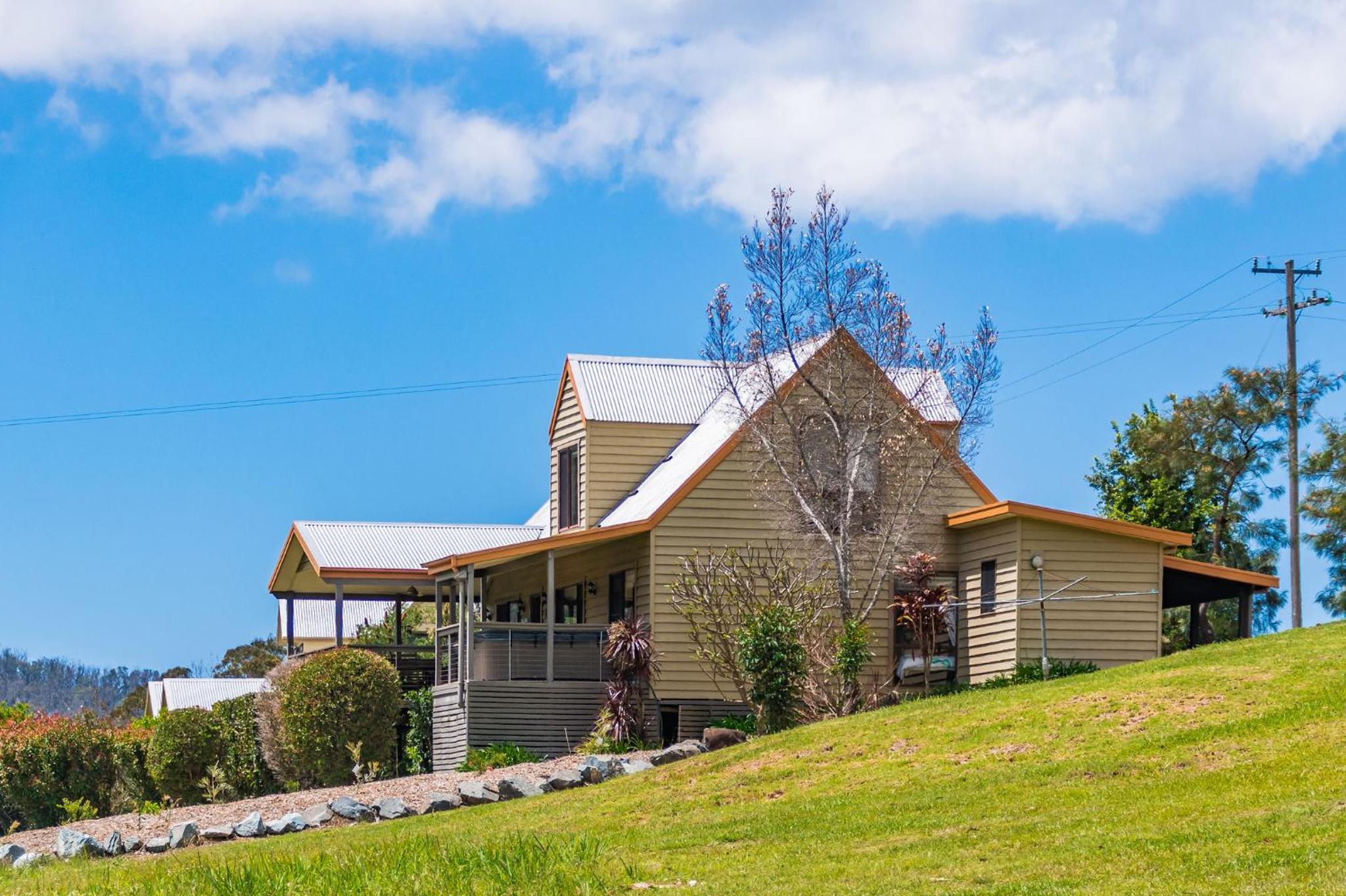 Clarendon Forest Retreat
