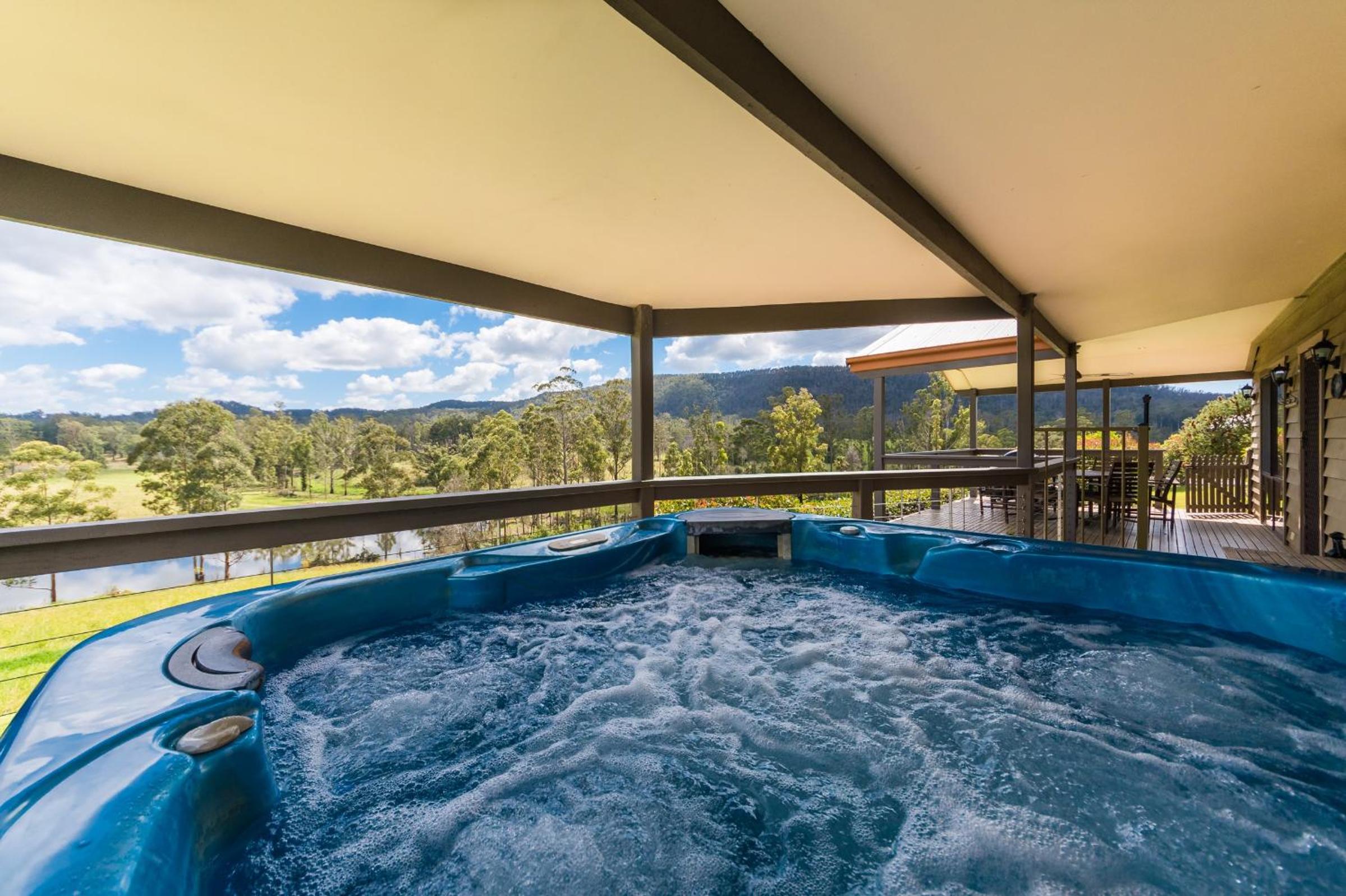 Clarendon Forest Retreat