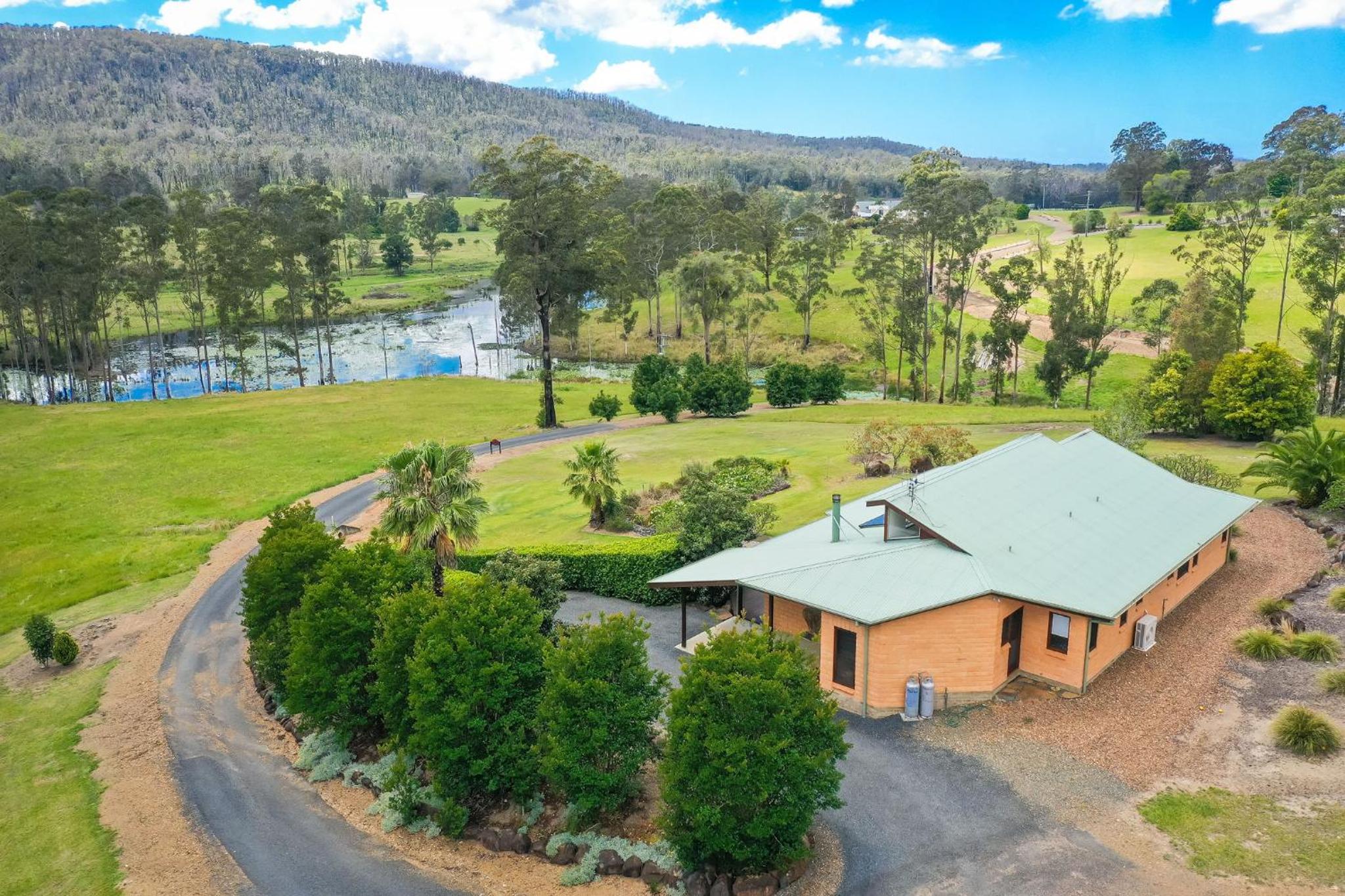 Clarendon Forest Retreat