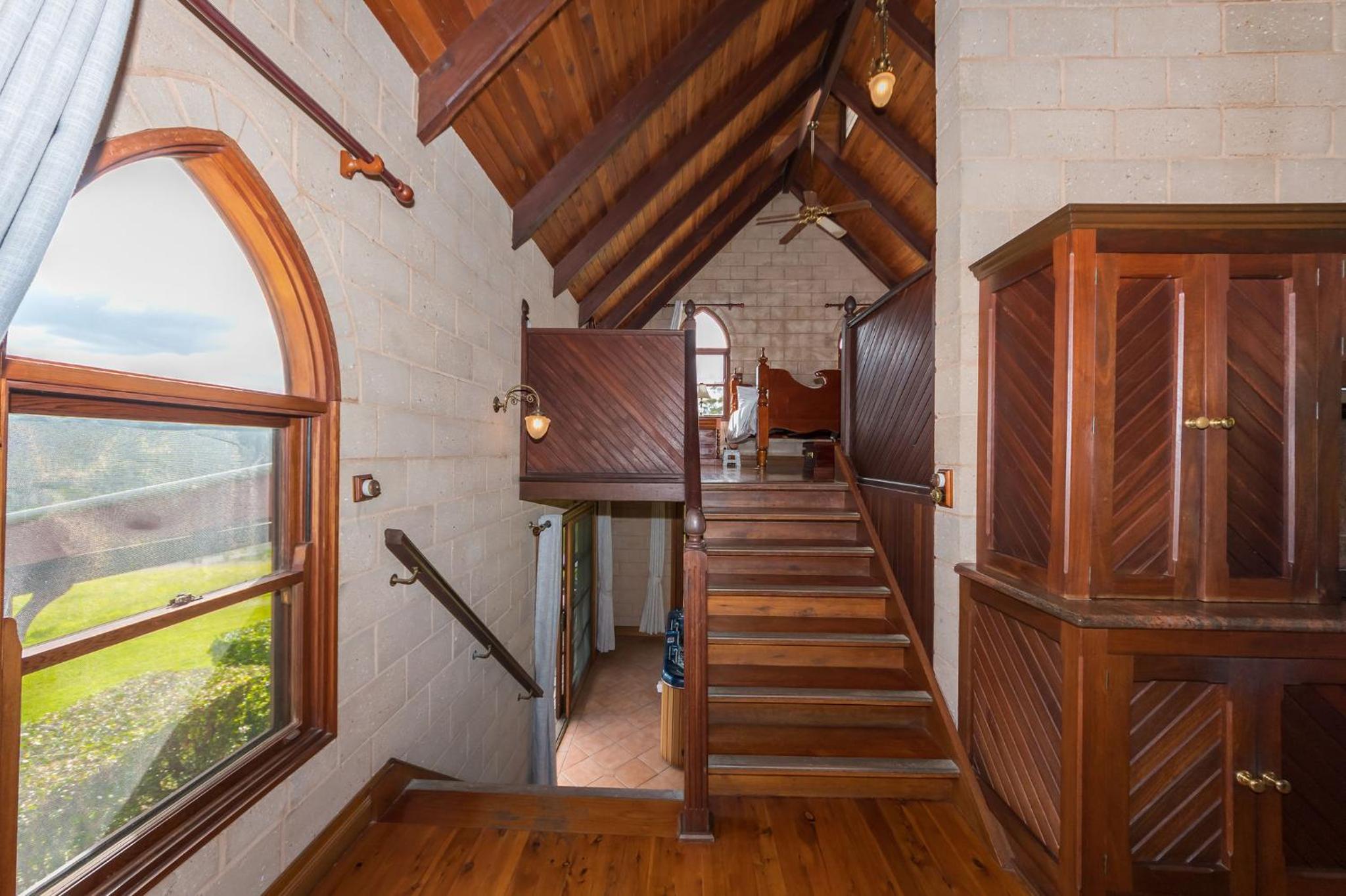 Clarendon Forest Retreat