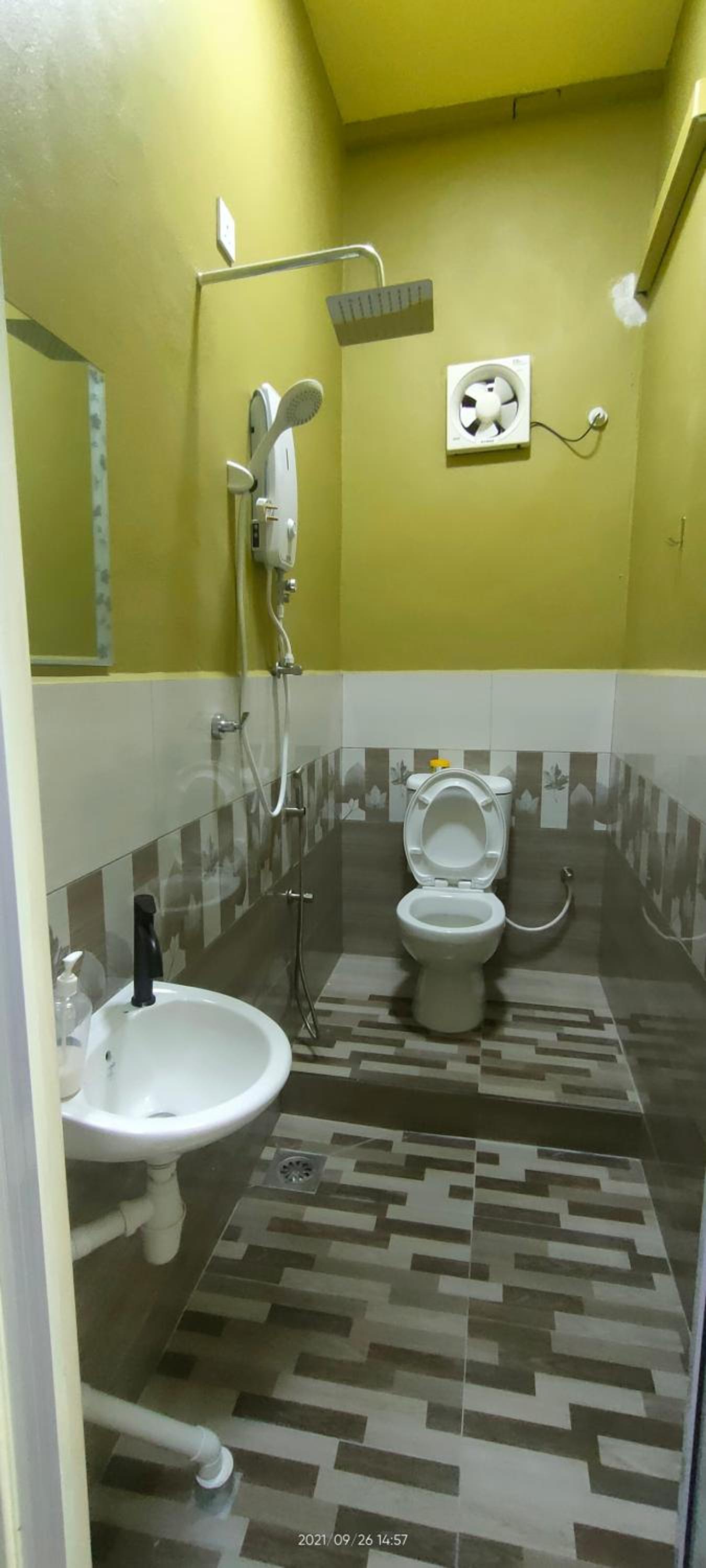 Photo 12