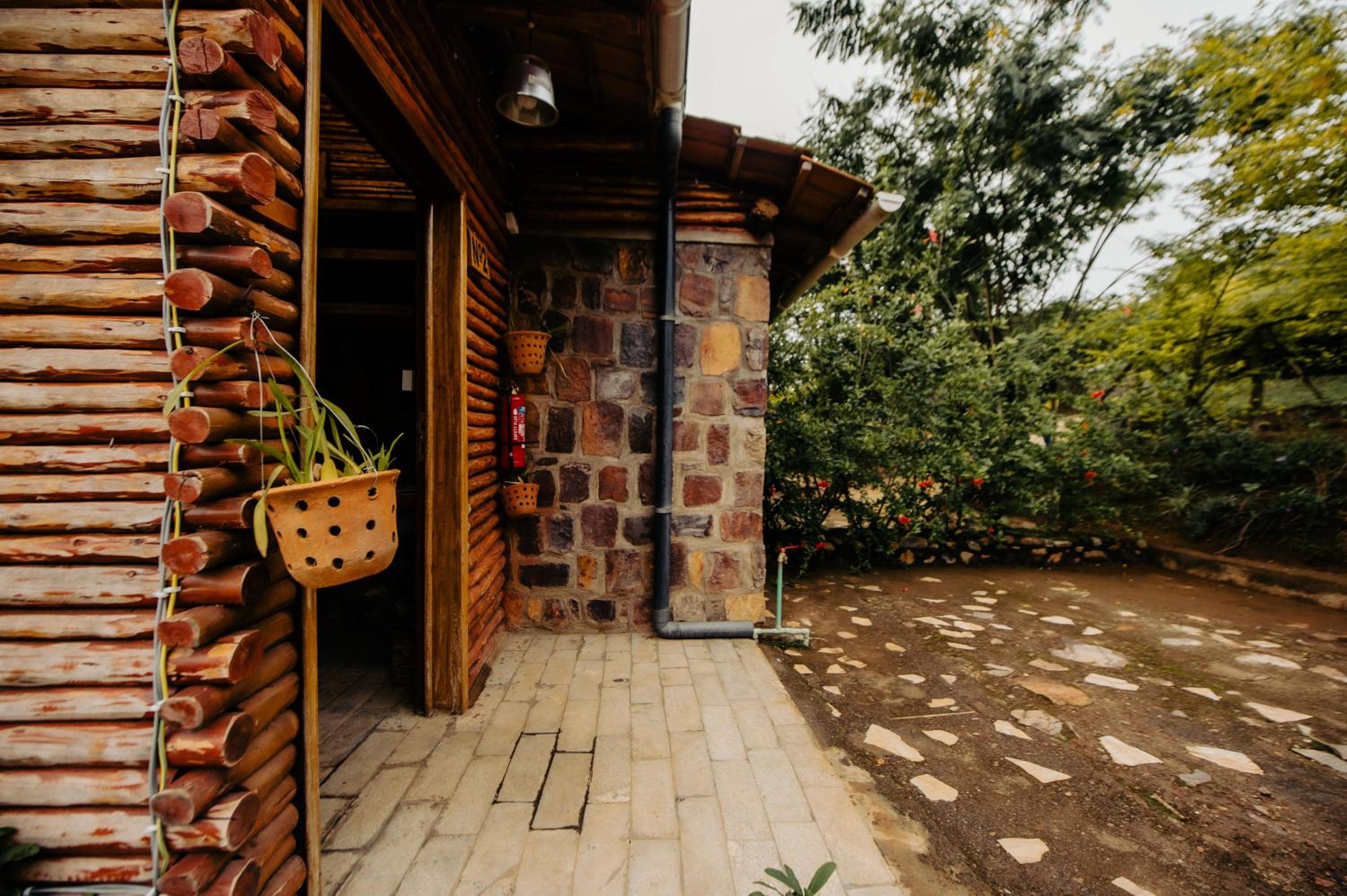 Vintage Cottage