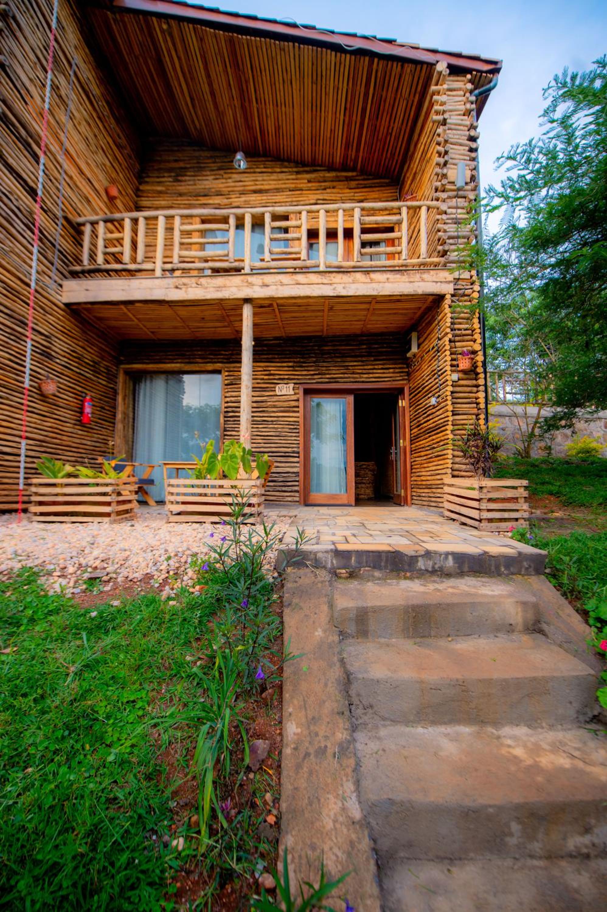 Vintage Cottage
