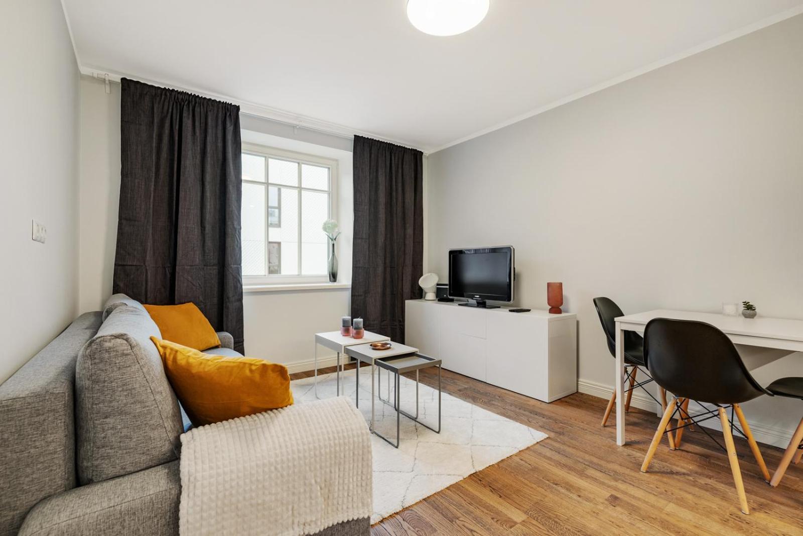 Charming 1BR in Superb Location, Free Parking & Wi-Fi view 3