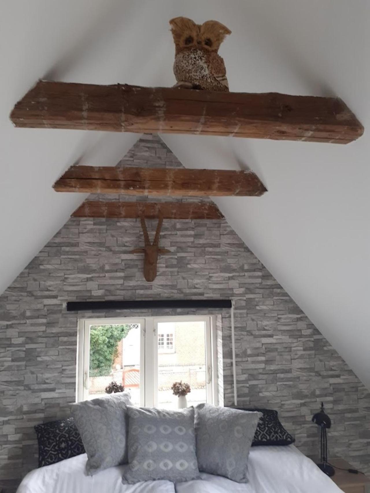 Ezzo guest house