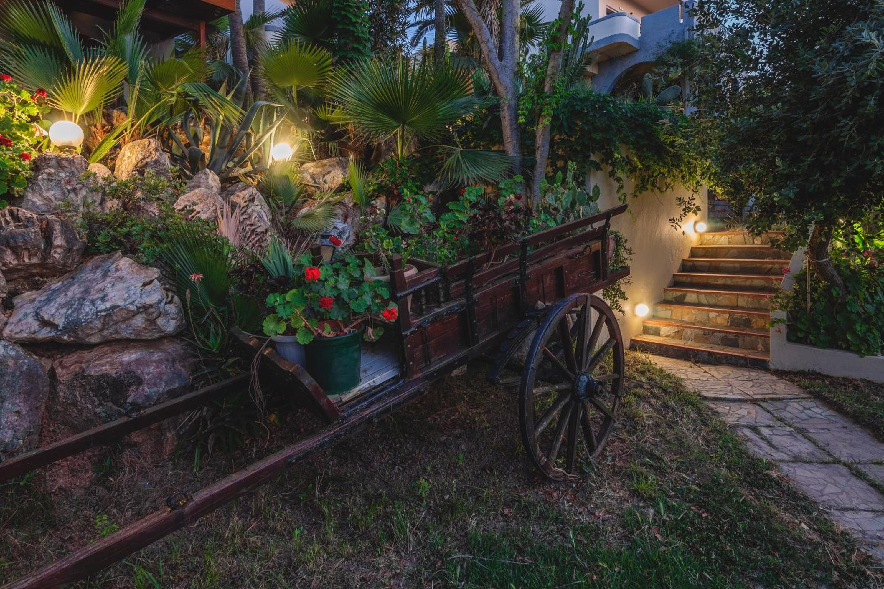 Chrissida Hotel