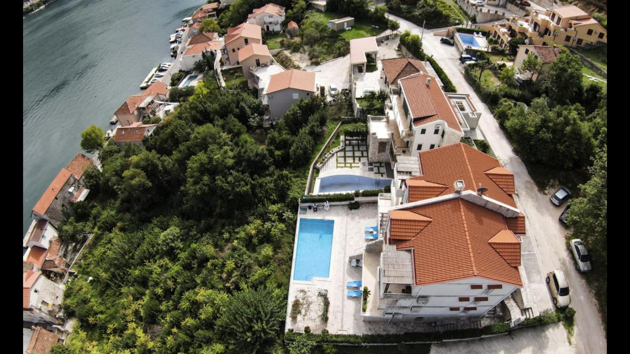 Muo Apartments