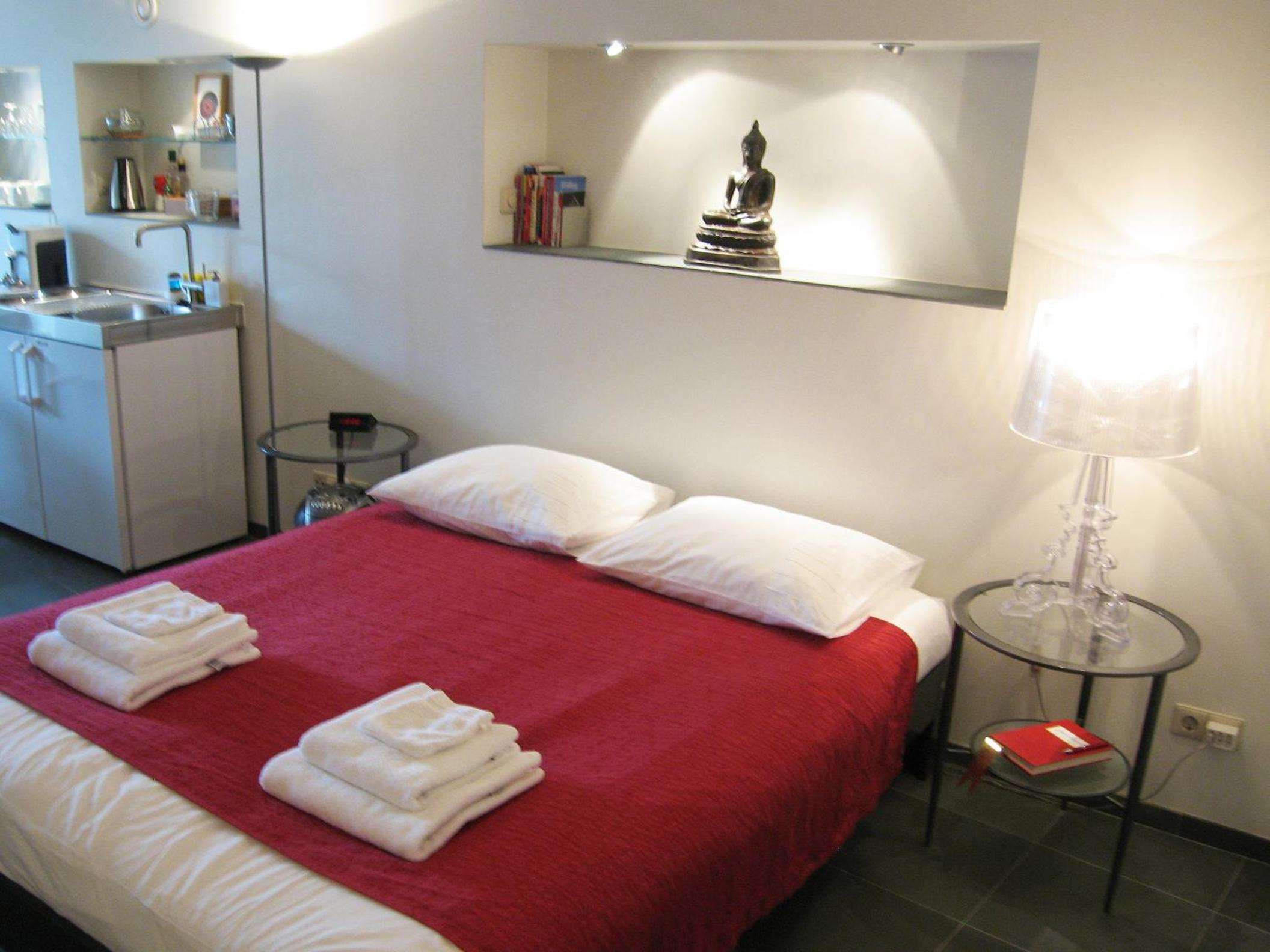 Amsterdam Canal Guest Apartment